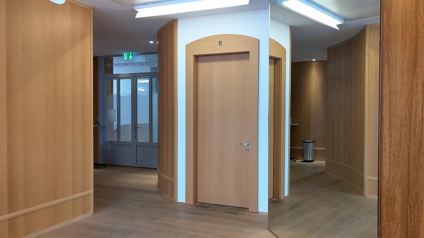 Spazi commerciali per esigenze elevate vicino alla stazione e al centro città - Foto 7 di 16