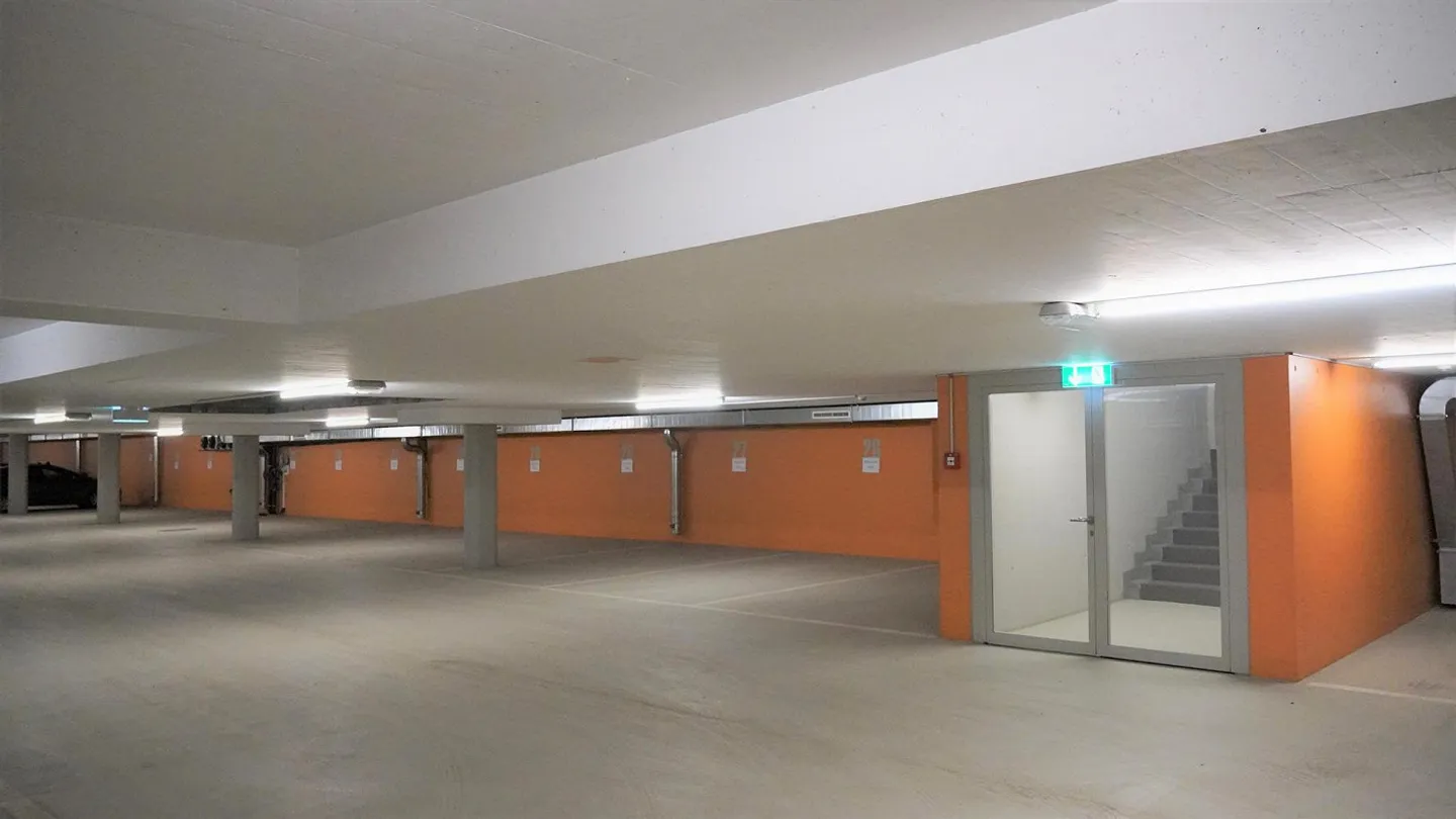 Spazi commerciali per esigenze elevate vicino alla stazione e al centro città - Foto 15 di 16