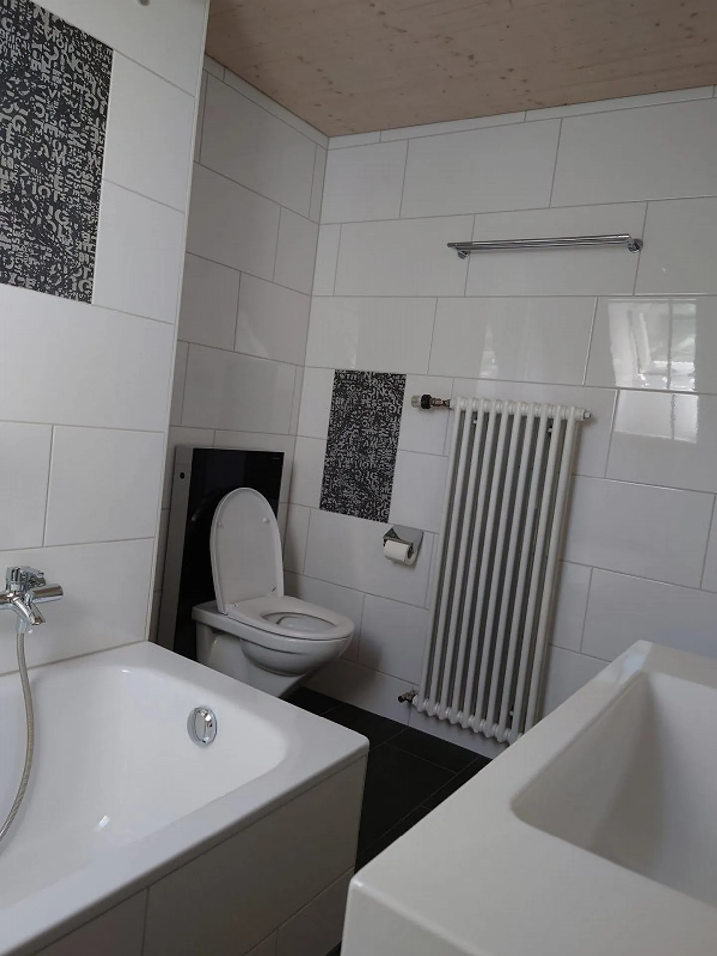 3-room apartment with gallery - Photo 3 of 9