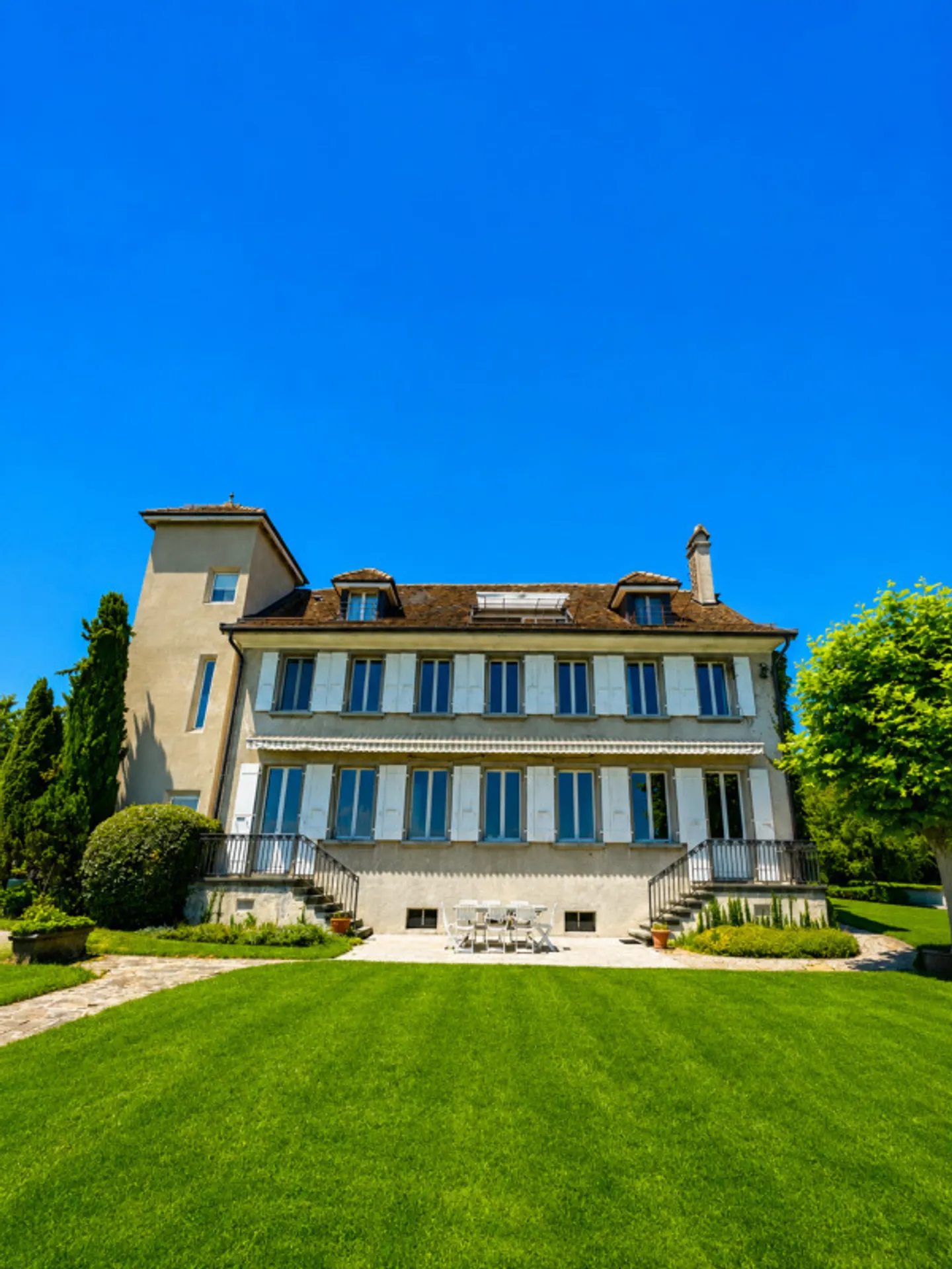 Propriété unique en bord de mer à Nyon - Photo 4 sur 33