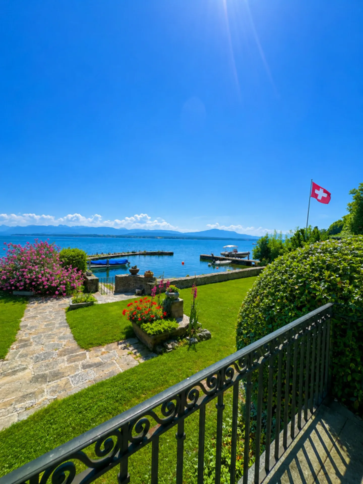 Propriété unique en bord de mer à Nyon - Photo 9 sur 33