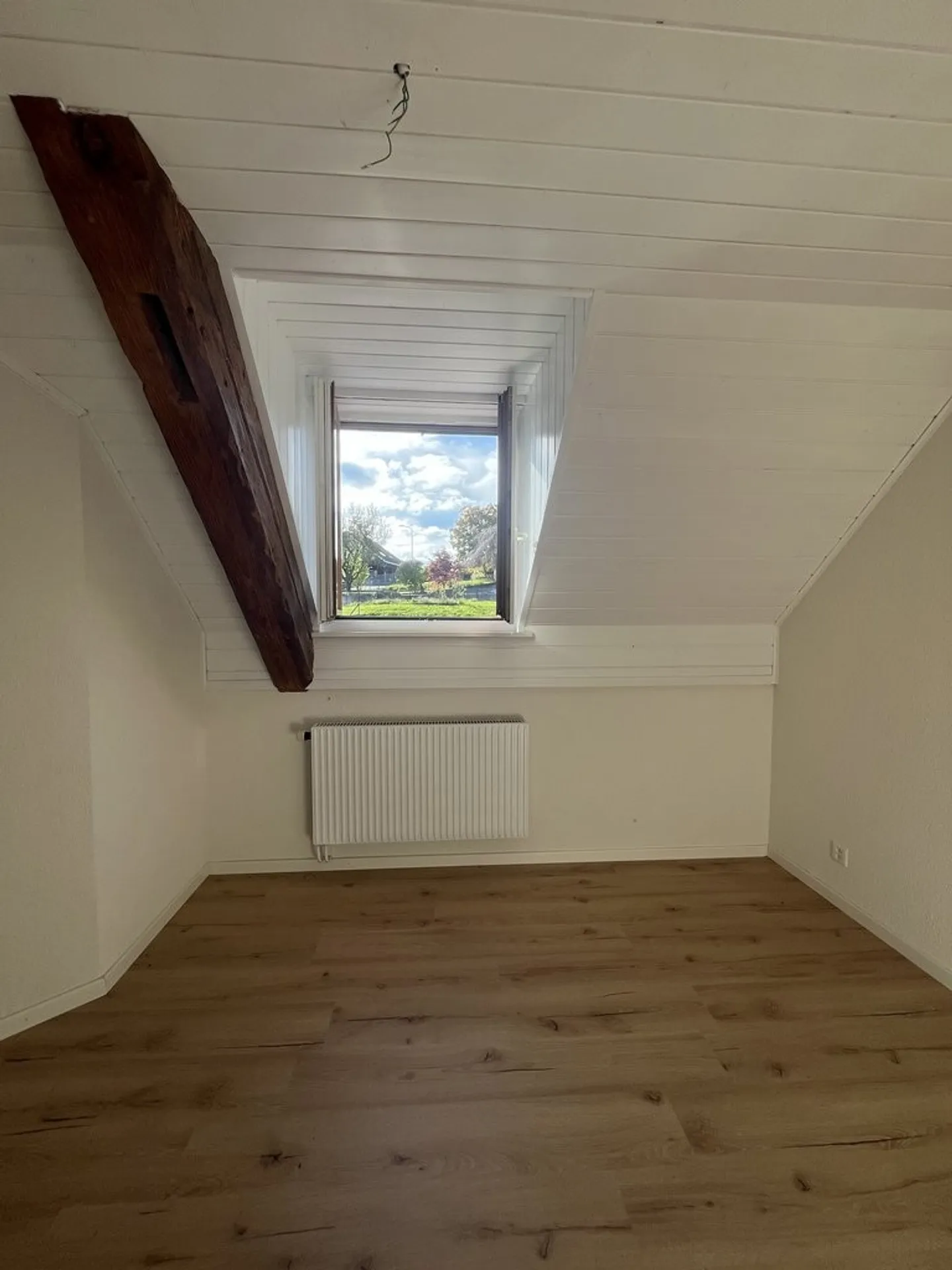 Large 5.5-room apartment for rent in Courtedoux! First net rent offered! - Photo 7 of 12
