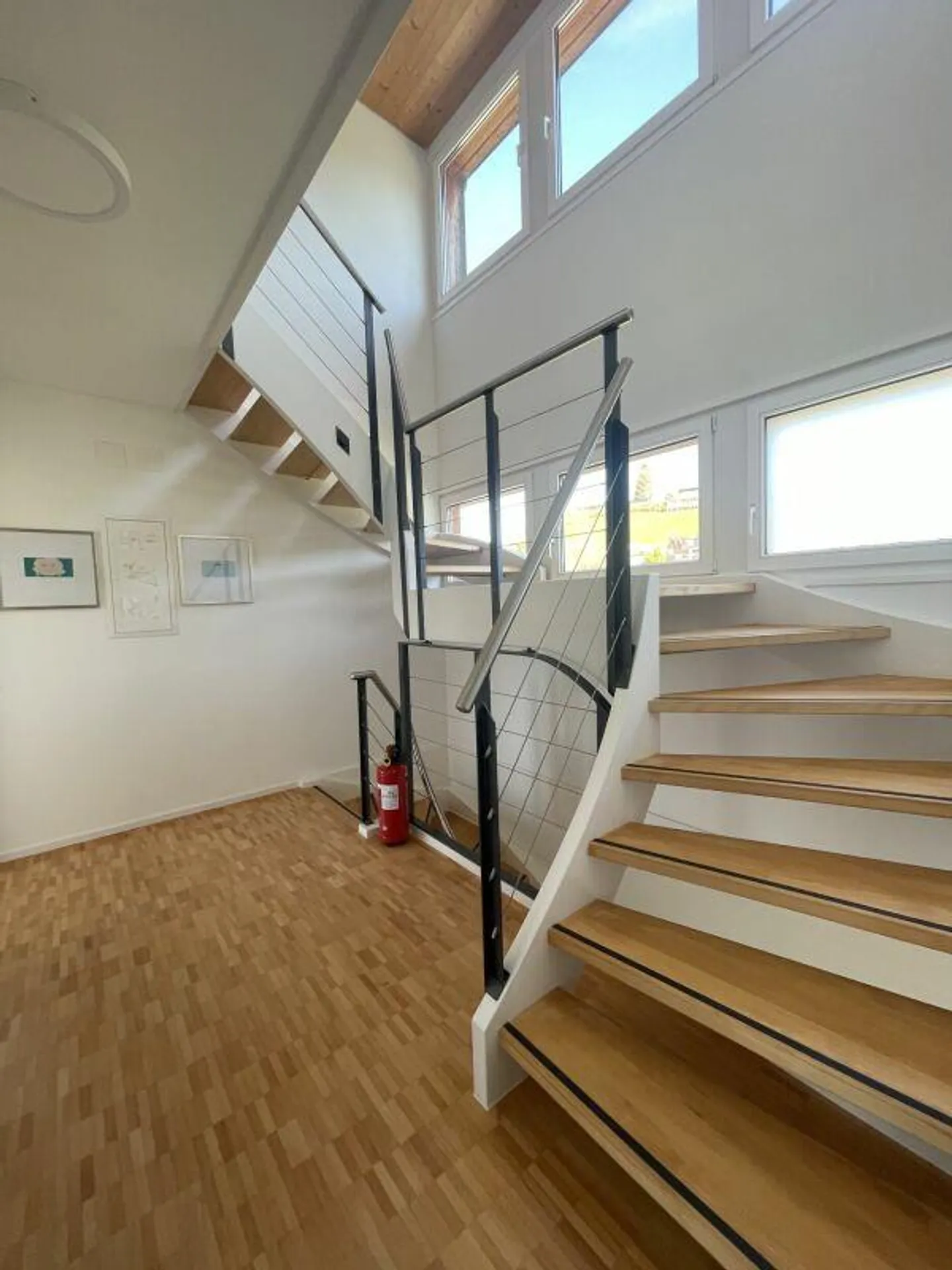 Spacious Duplex in Quiet Area - Photo 11 of 27