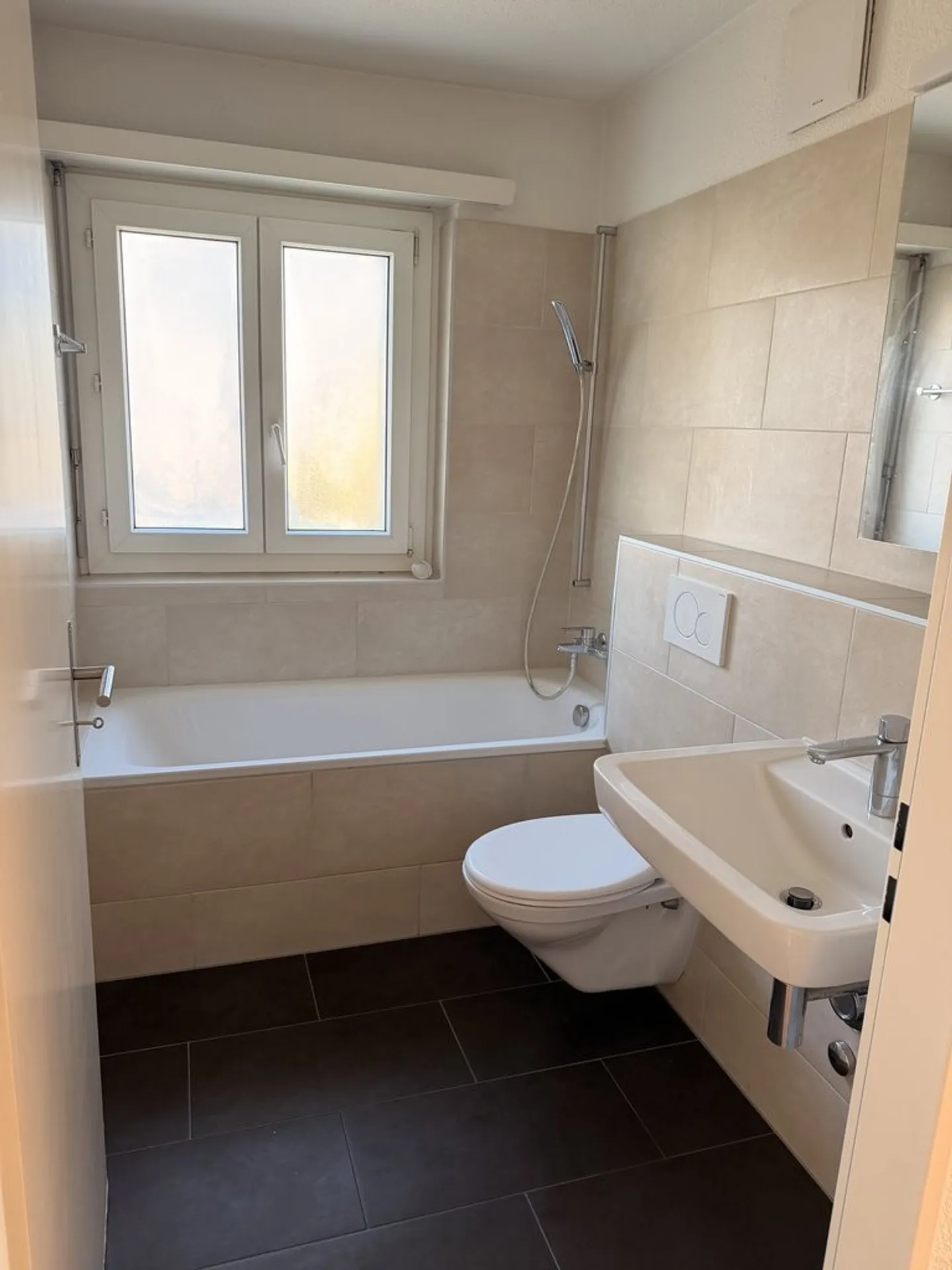 Bright 4.5-room apartment with balcony in Solothurn - Photo 5 of 12