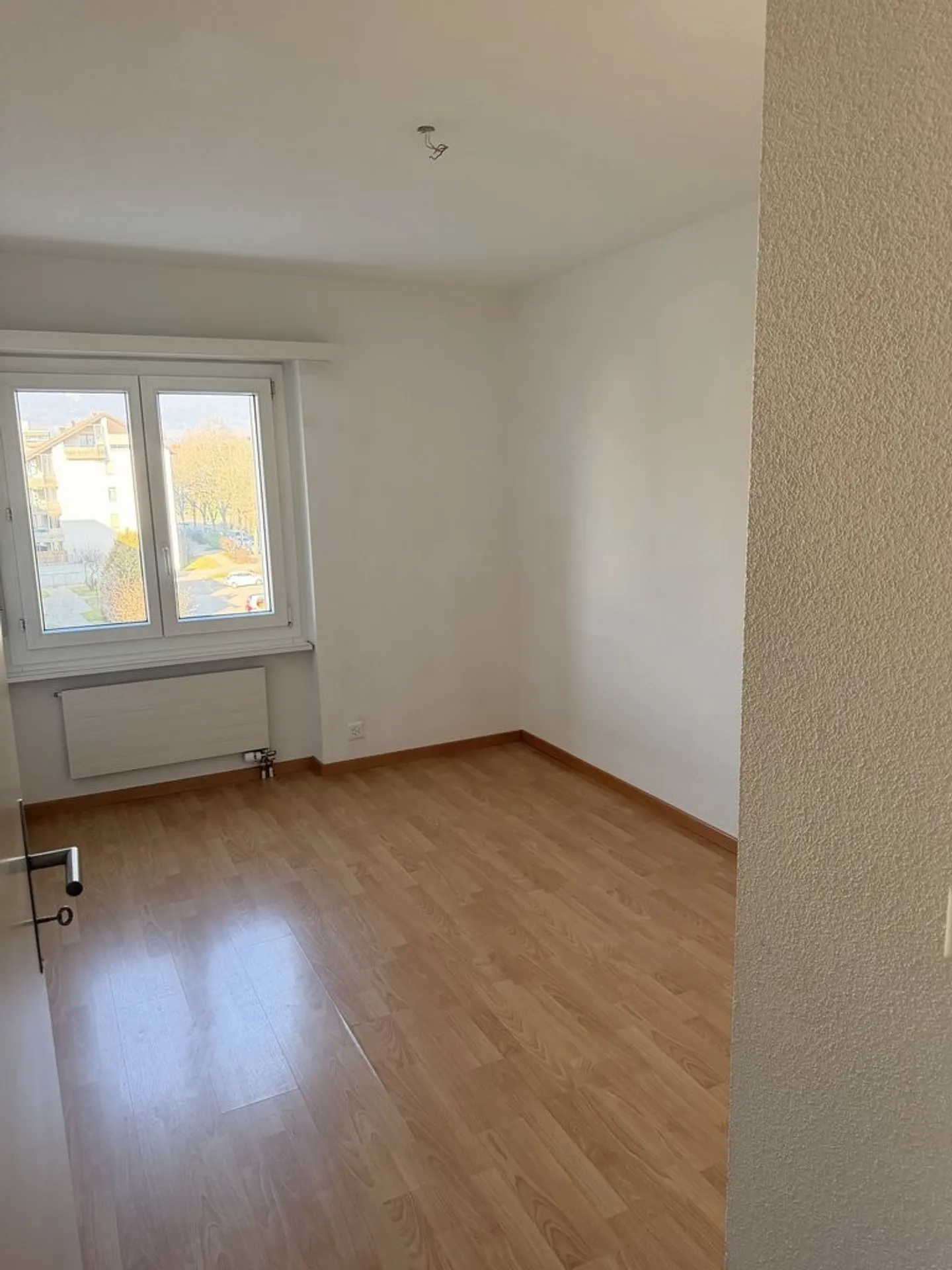Bright 4.5-room apartment with balcony in Solothurn - Photo 8 of 12