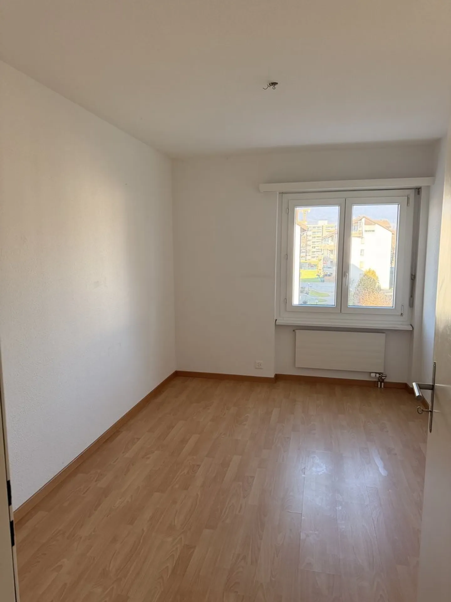 Bright 4.5-room apartment with balcony in Solothurn - Photo 9 of 12