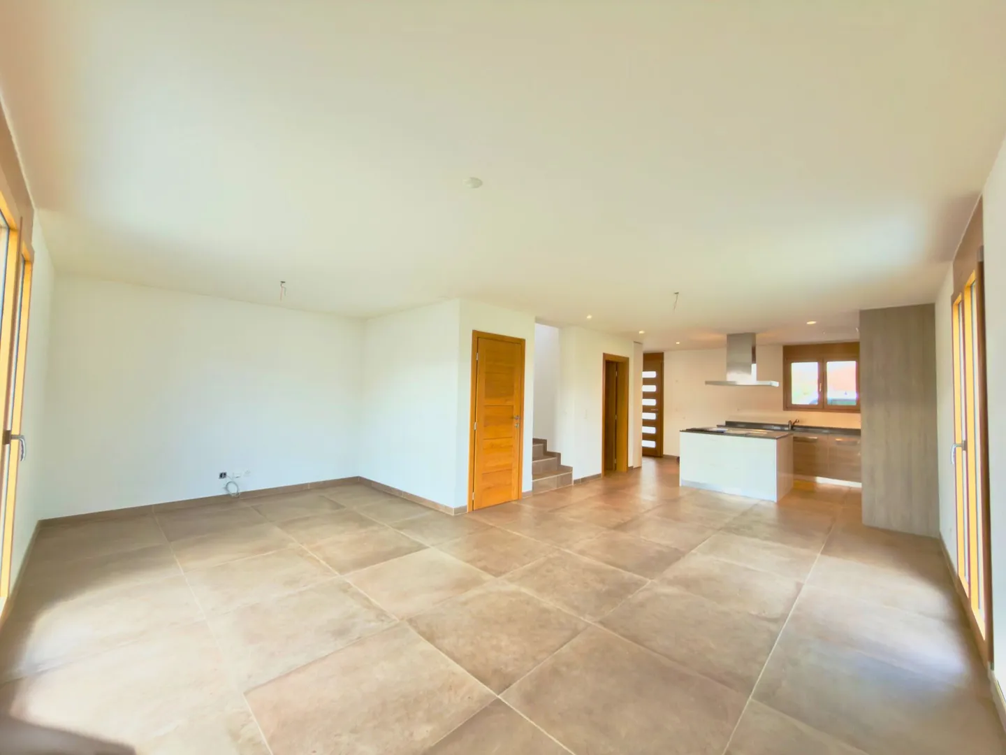 Villa Lumineuse avec Jardin - Photo 4 sur 10