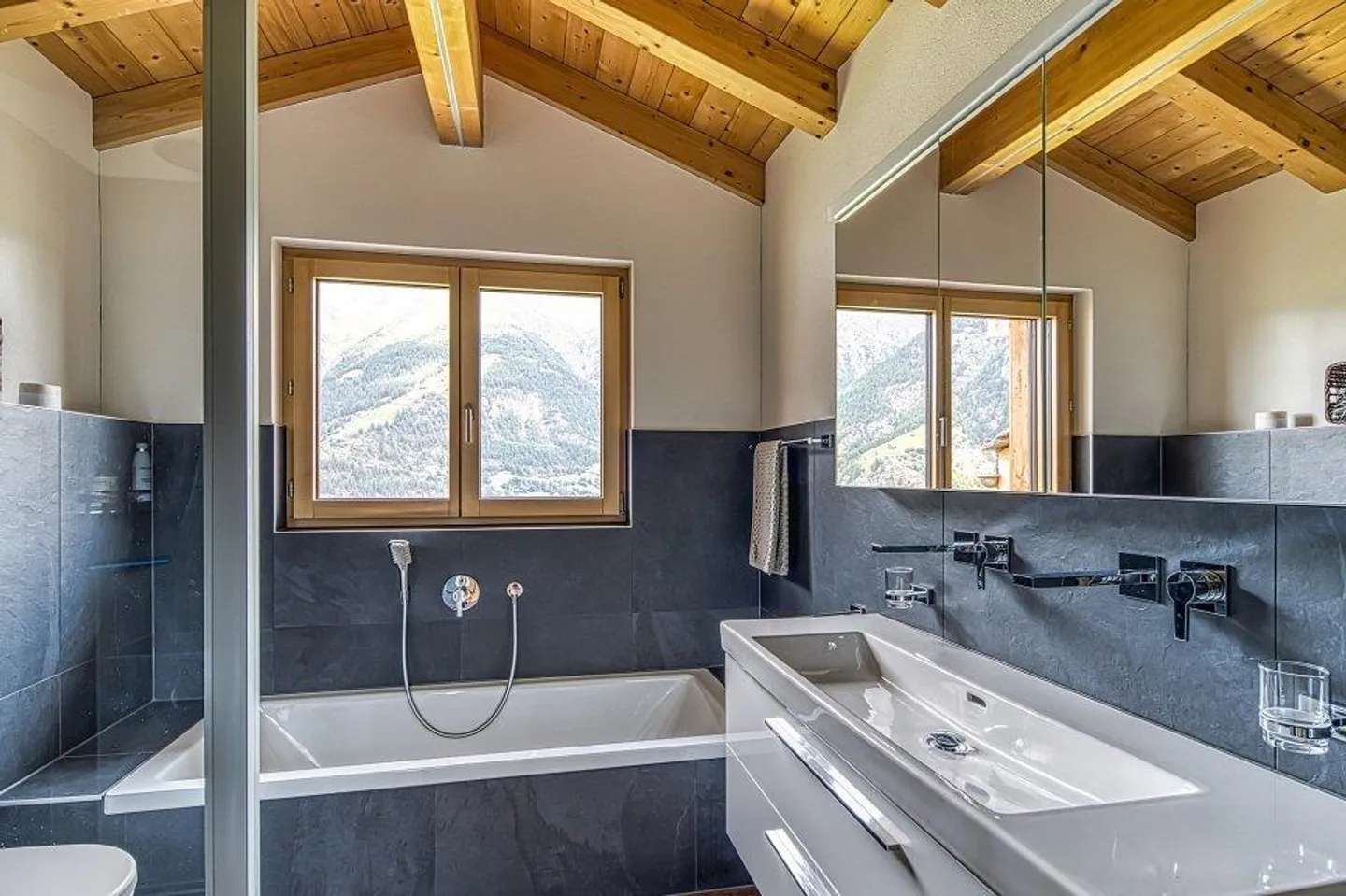 Lasciati ispirare da questa elegante casa unifamiliare! - Foto 5 di 13