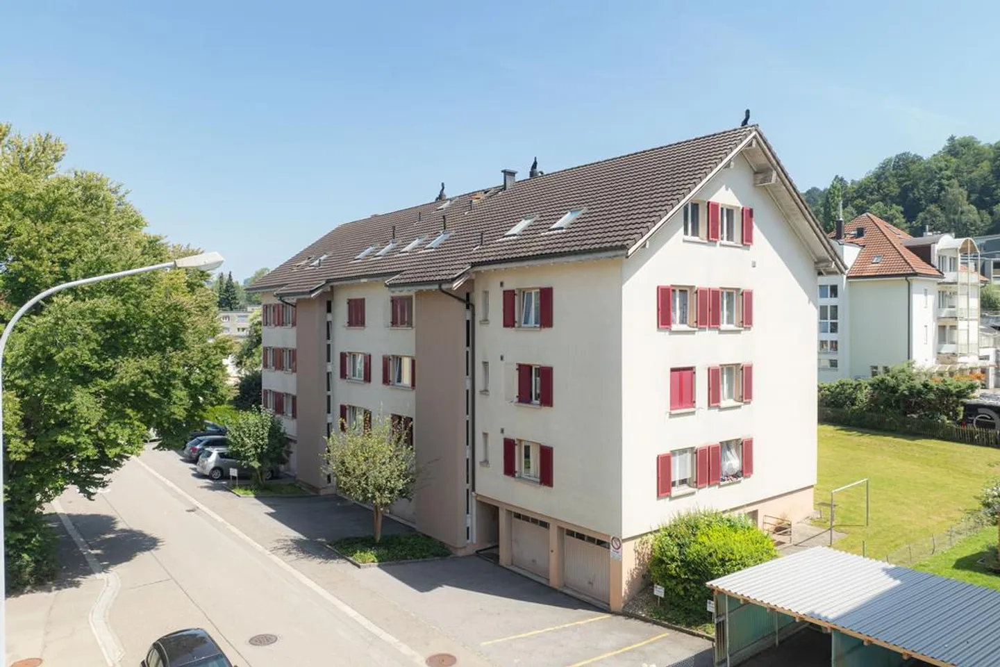 Appartement sous les combles de 1,5 pièce avec balcon - Photo 1 sur 6
