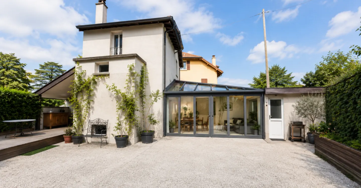 Charmantes atypisches Haus in einer begehrten Wohngegend - Foto 1 von 12