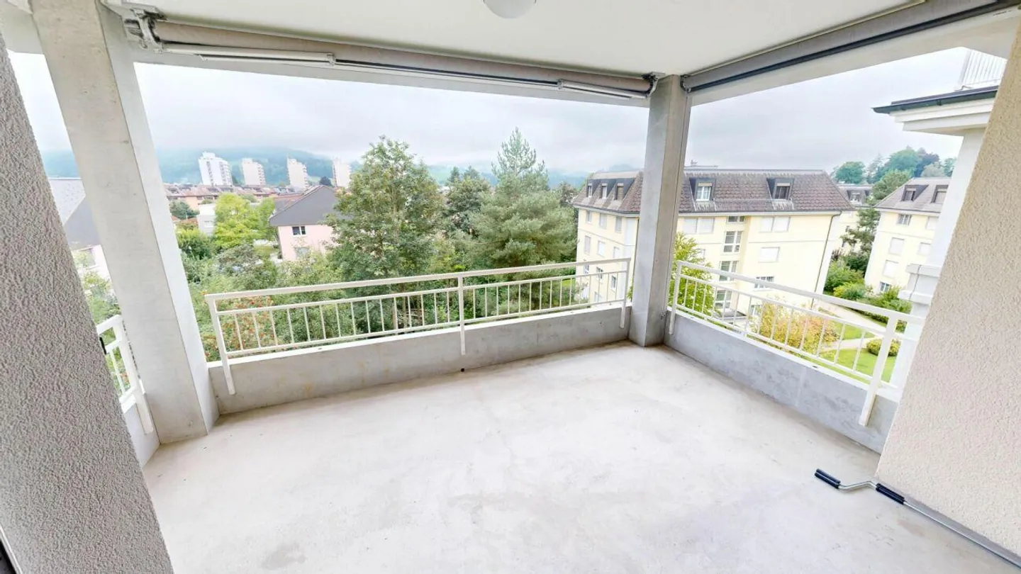 Attractive apartment seeks tenant - Photo 9 of 12