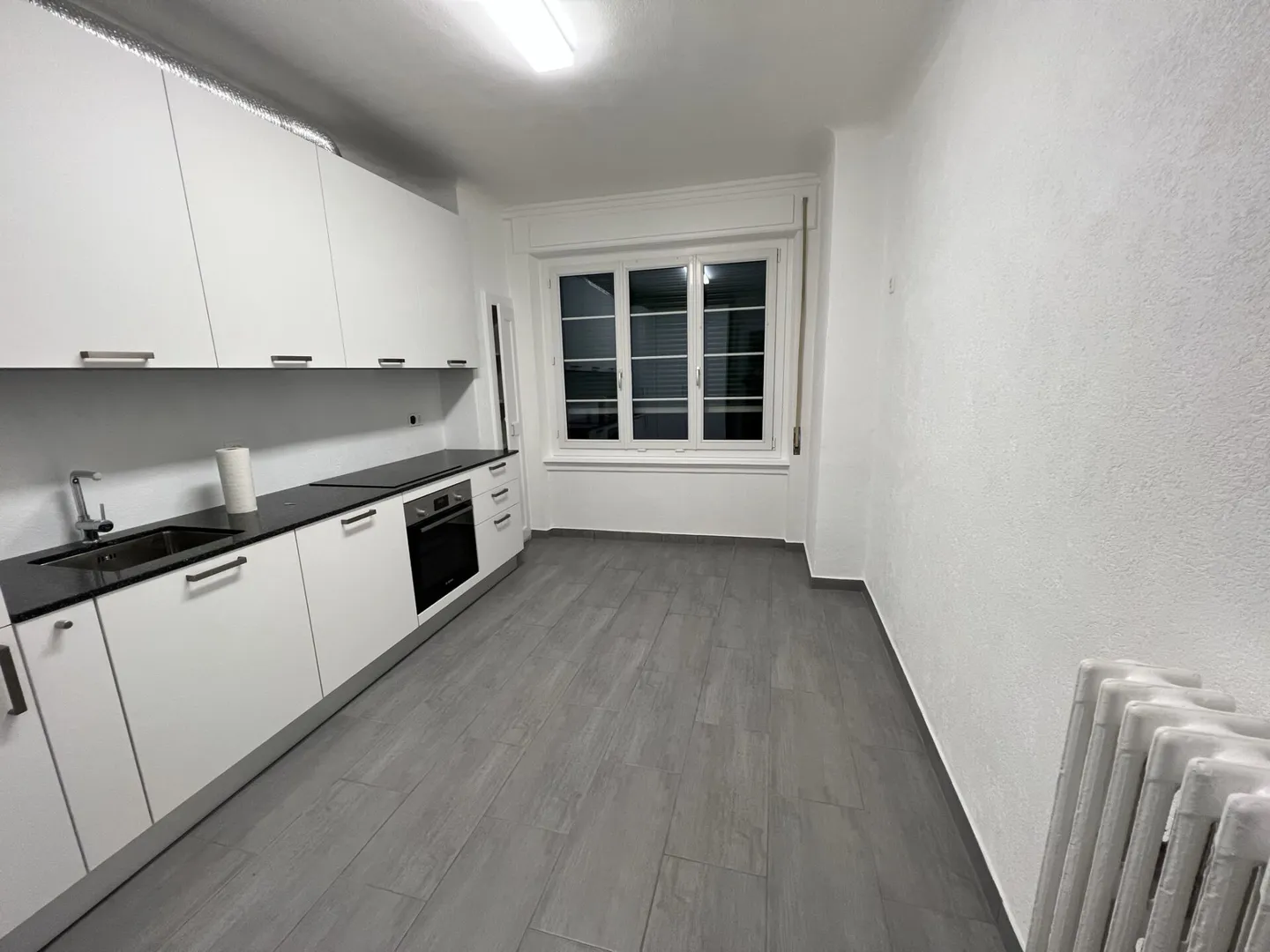 Appartamento spazioso ristrutturato di 4,5 stanze in un edificio storico - Foto 13 di 20