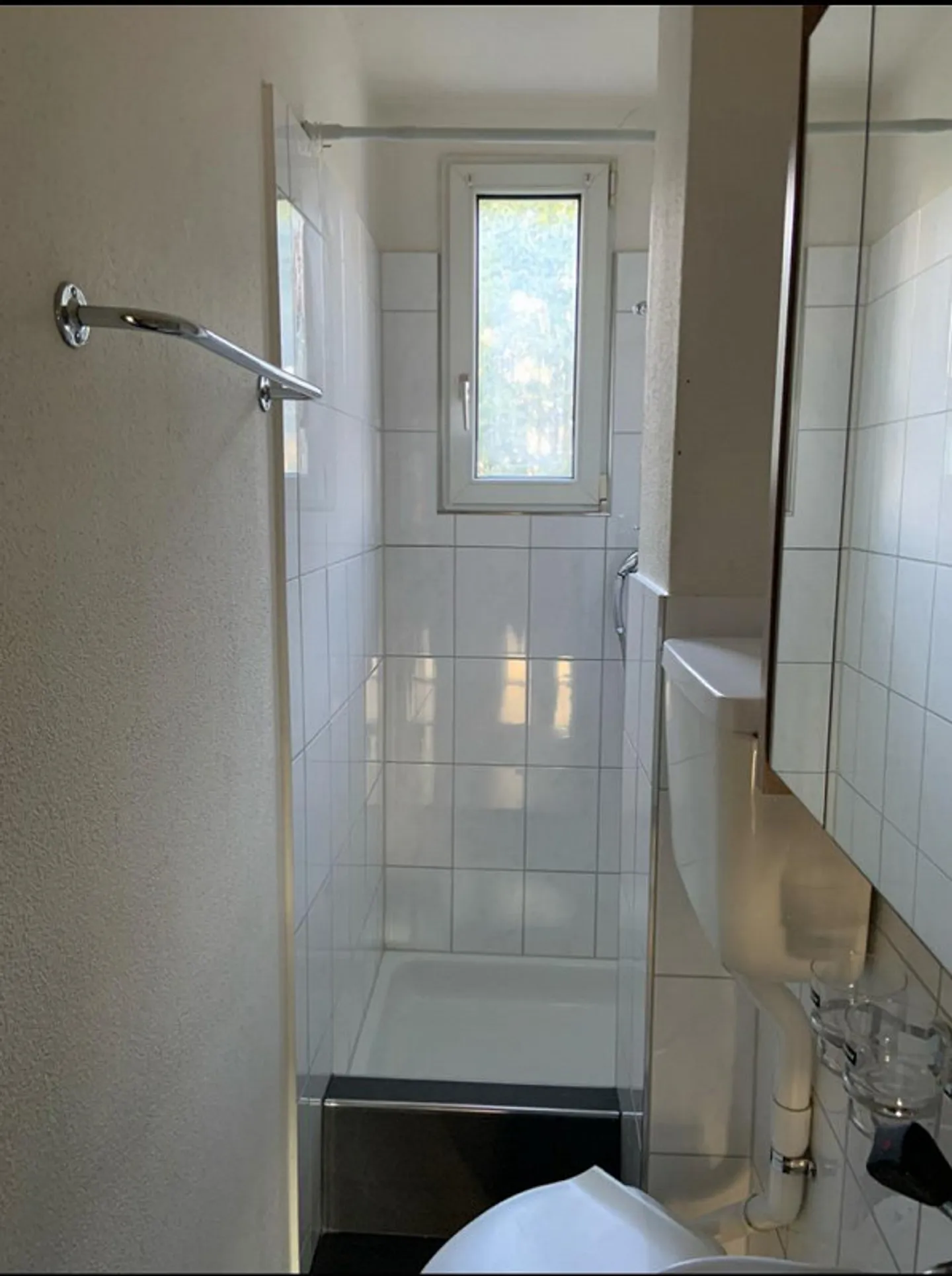 Appartamento bello e conveniente - Foto 5 di 6