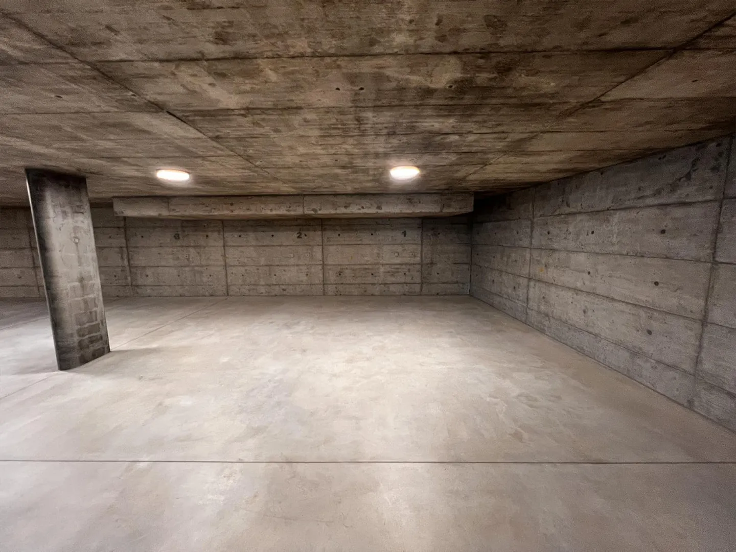 Zone de stationnement couvert Campagnola Vairano - Photo 6 sur 8