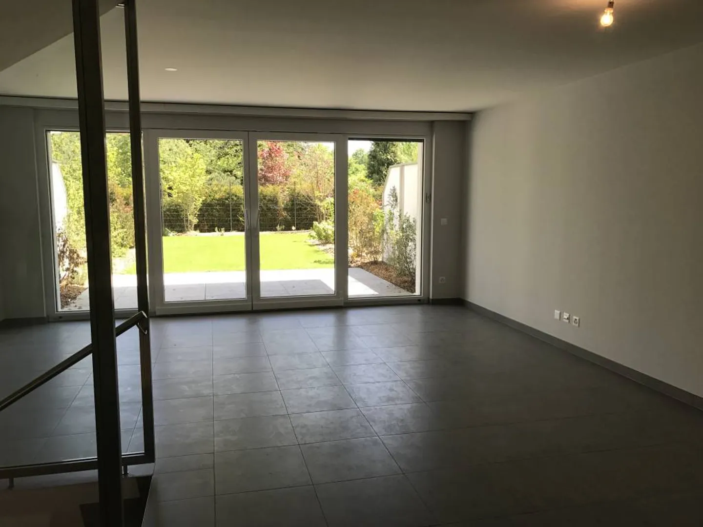 Semi-Detached House 6 Rooms - Photo 6 of 12