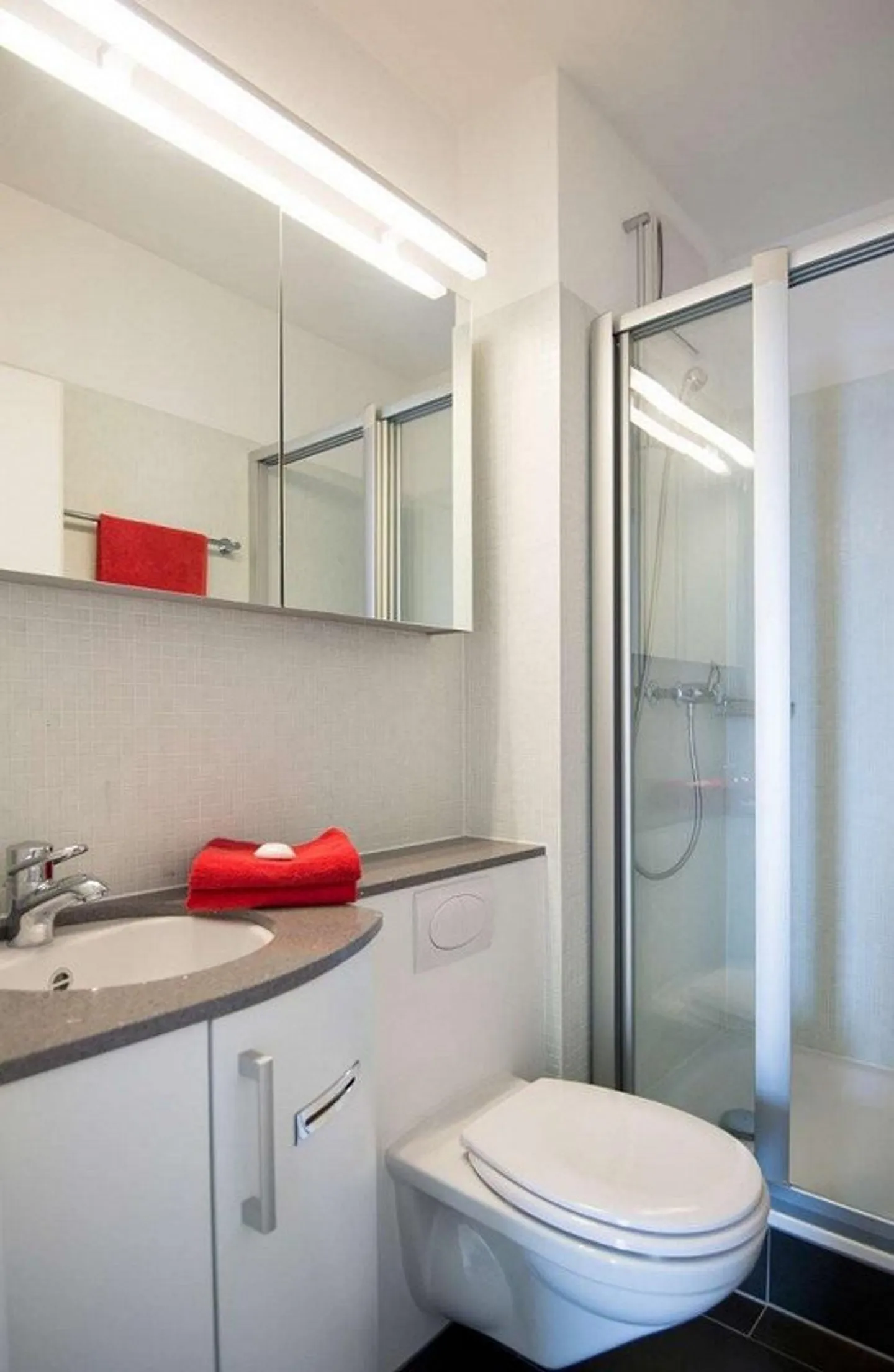 Sonnige 3.5-Zimmer-Dachwohnung an zentraler Lage - Foto 5 von 8