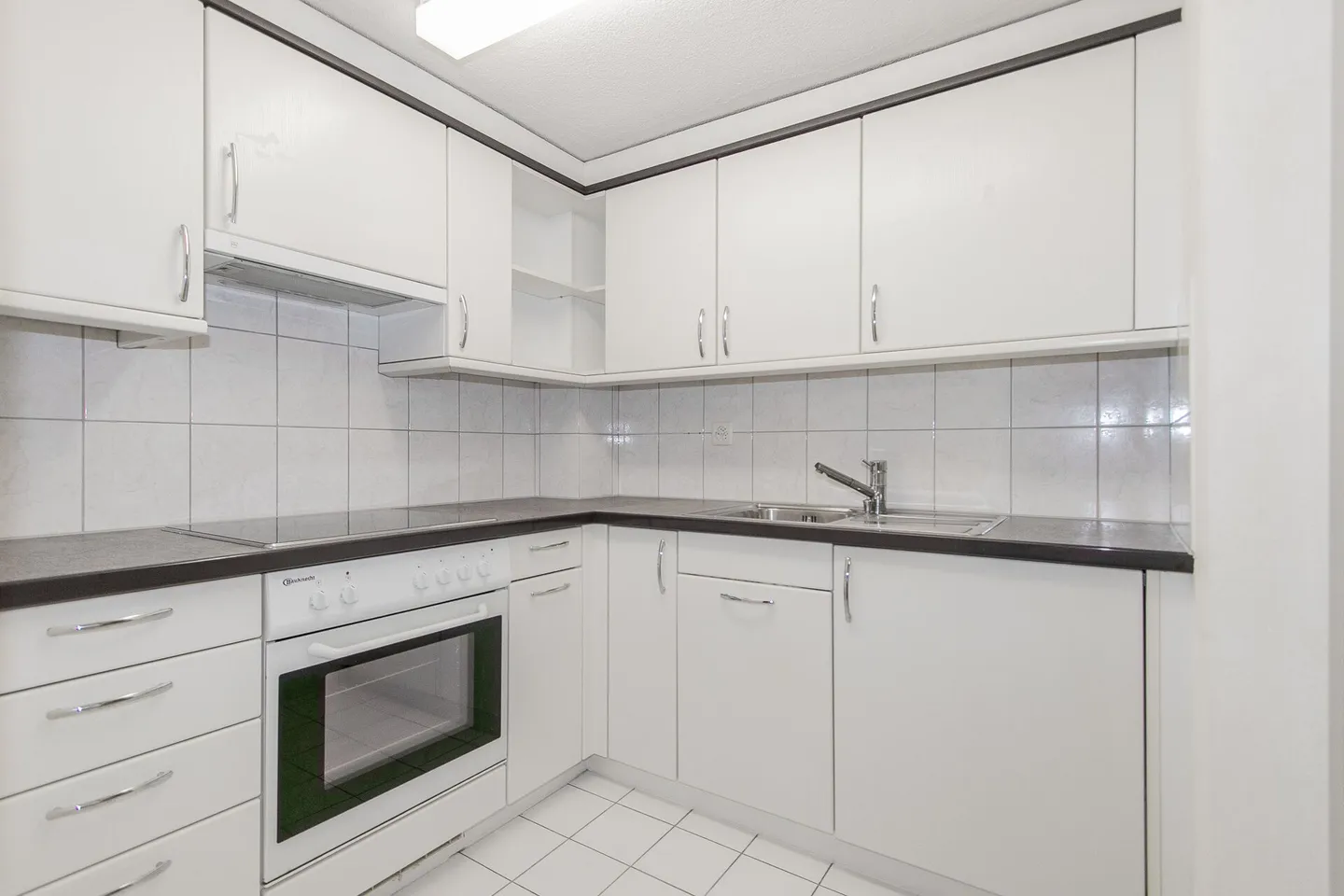 Propriété de la vieille ville avec un mélange d'utilisation attrayant - Photo 4 sur 15