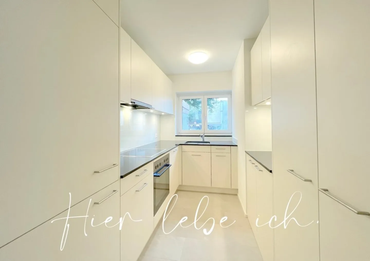CENTRAL-MODERN-RENOVATED - Photo 1 of 11
