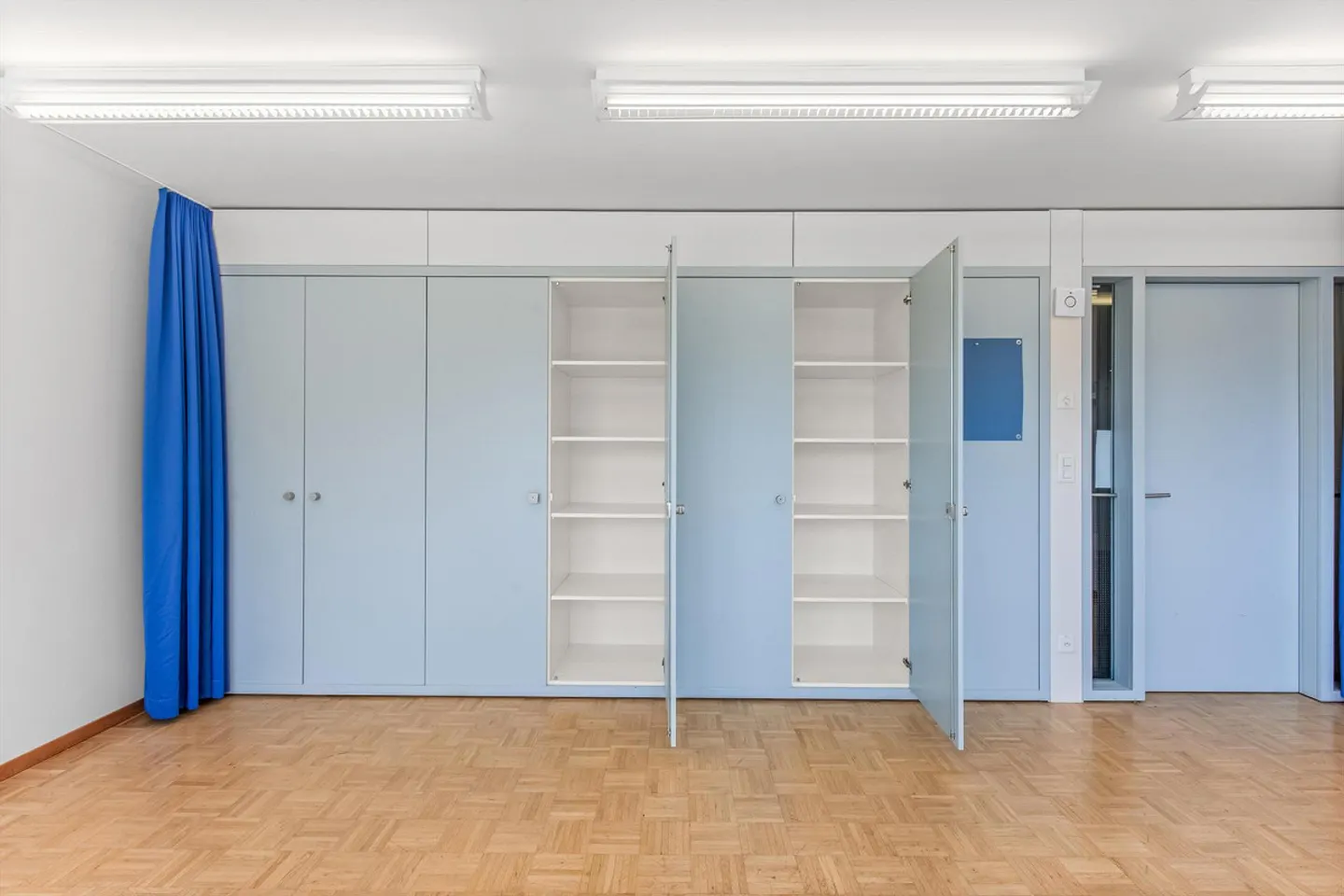 Commercial Property in Biel/Bienne - Photo 4 of 9
