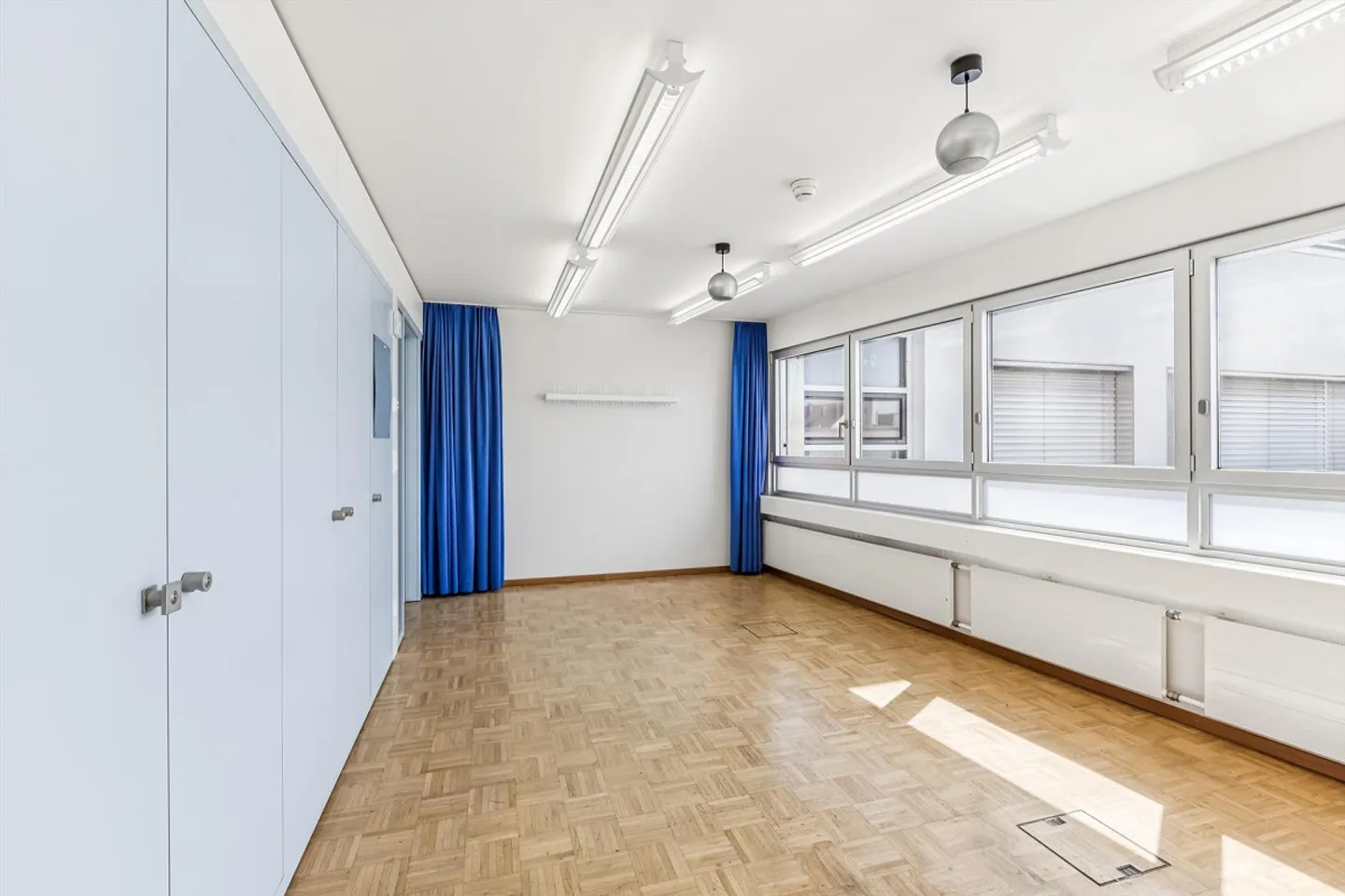 Commercial Property in Biel/Bienne - Photo 5 of 9