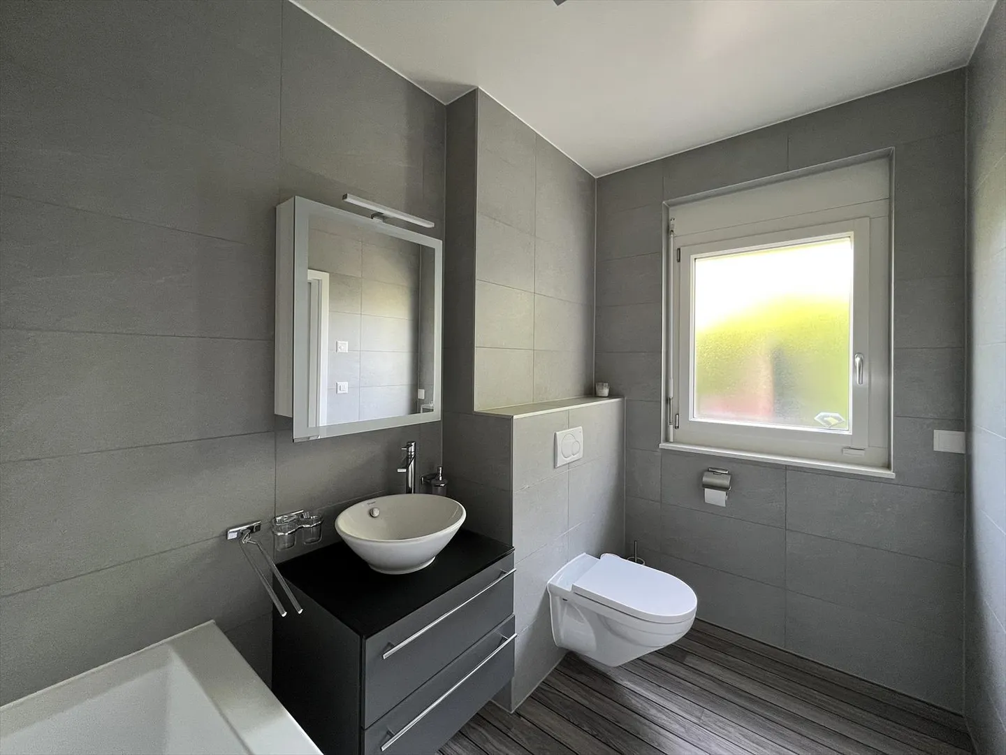 Wohnung mit Terrasse 5 Zimmer - Foto 11 von 14