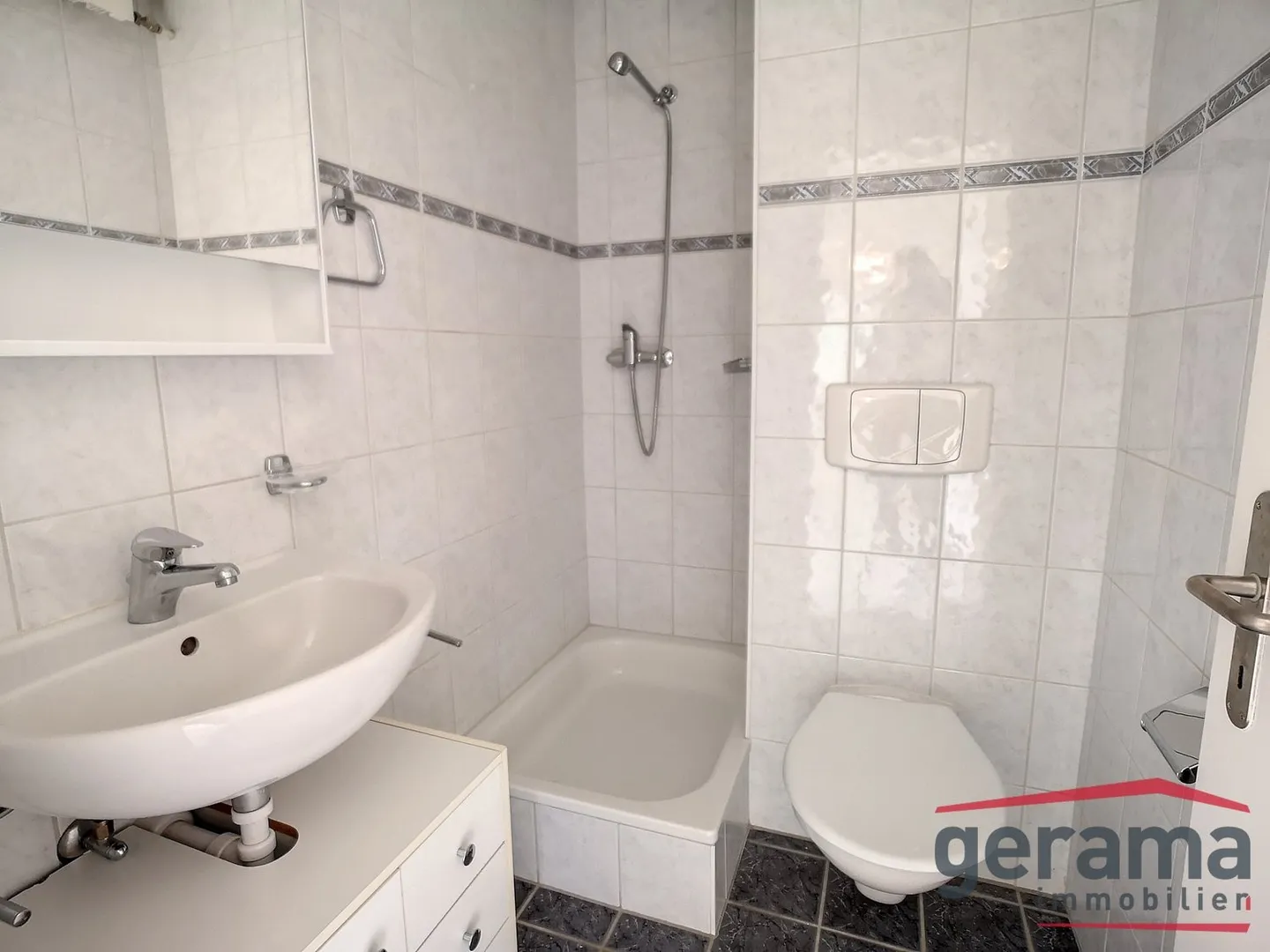 4,5-Zimmer-Wohnung im Erdgeschoss in Fribourg - Foto 6 von 7