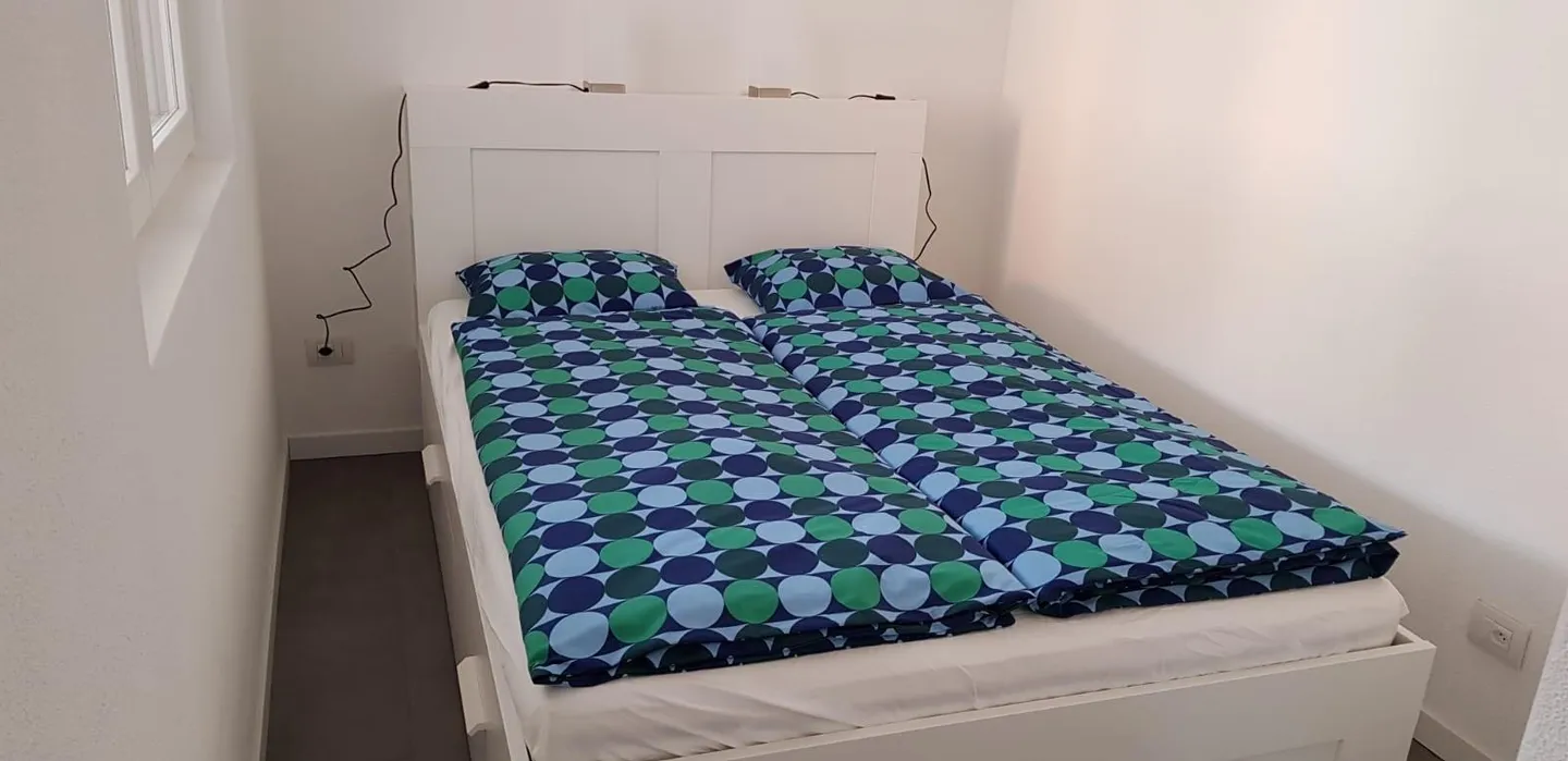 Interesting 2.5 Room Apartment with Terrace and Parking Space - Photo 5 of 11