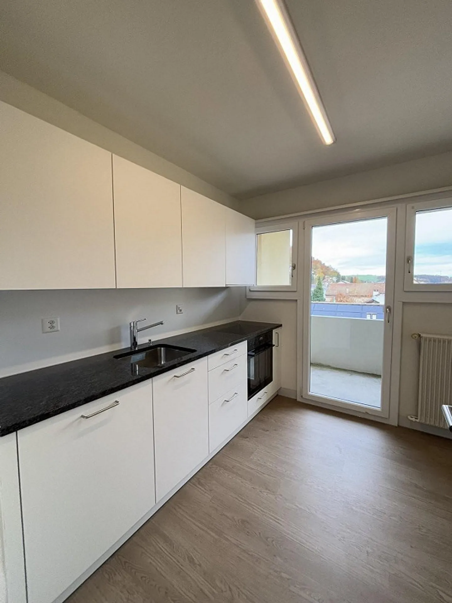 Freshly renovated 3-room apartment in the center of Oberdorf - Photo 2 of 13