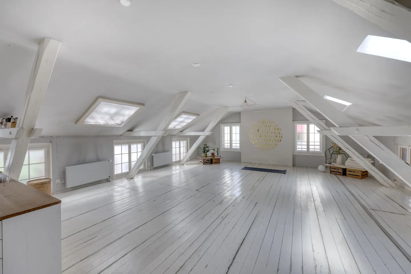 Casa multifamiliare ed edificio cortilizio con grande potenziale in un quartiere popolare - Foto 5 di 7