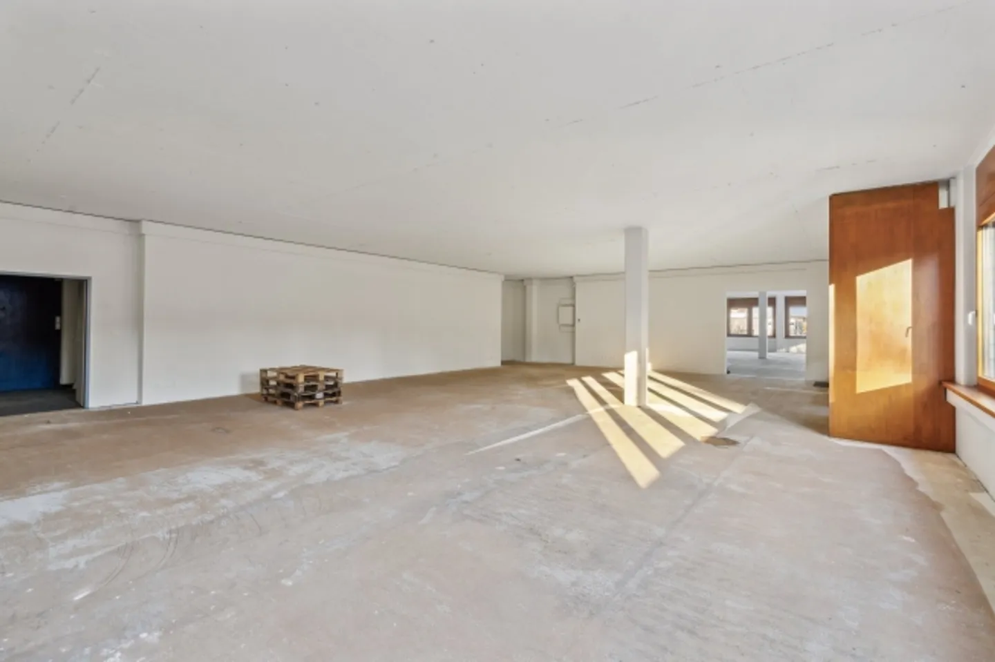 Spazio ufficio luminoso a Tägerwilen - Foto 5 di 7