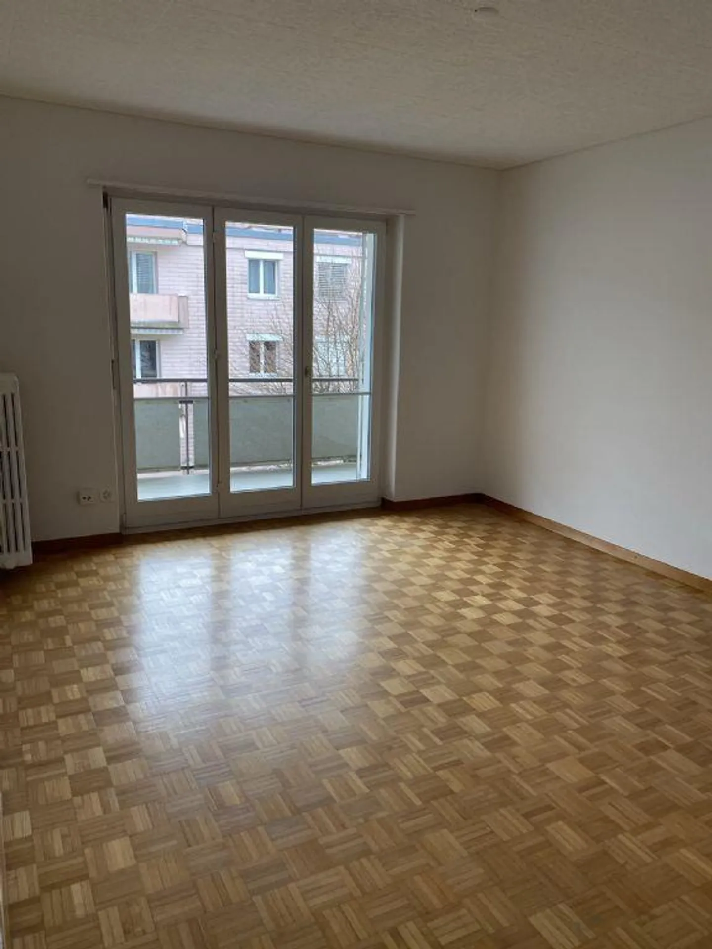 CENTRALE / TRANQUILLO / SOLEGGIATO - Foto 6 di 6