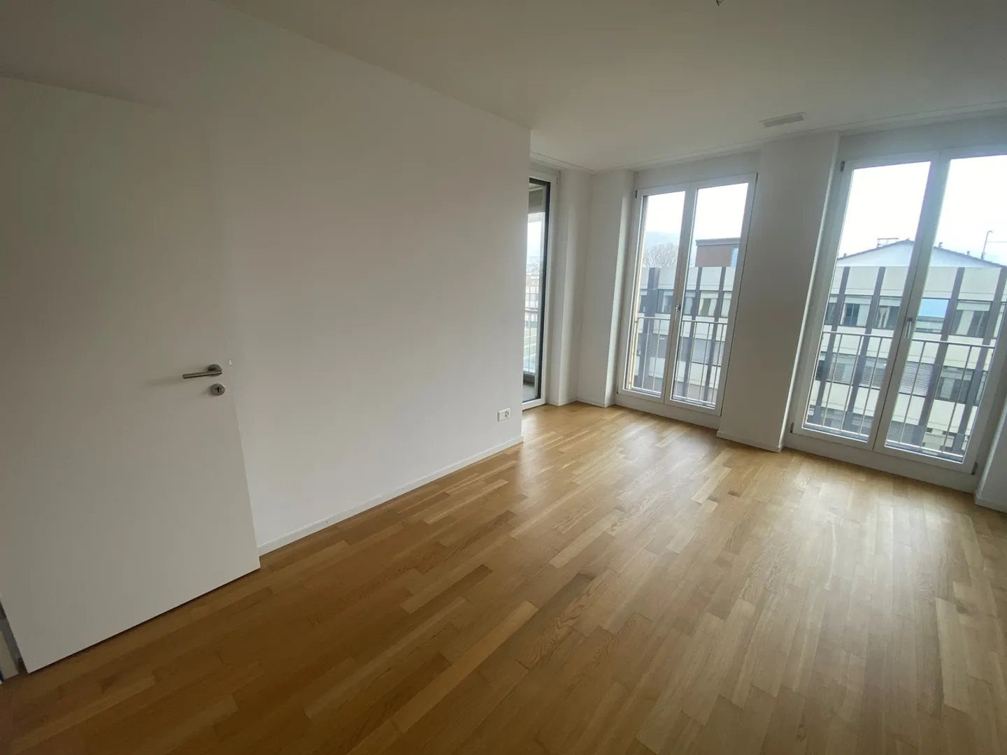 Beautiful Residential Highlight in Dietikon! - Photo 5 of 12