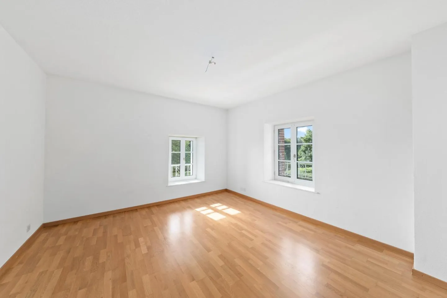 Reihenhaus 5.5 Zimmer - Foto 5 von 9