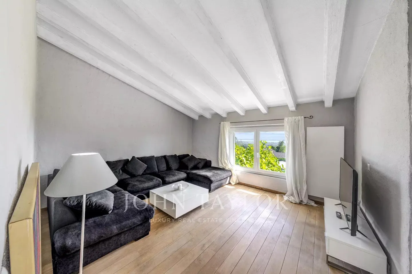 Villa élégante avec vue panoramique - Photo 9 sur 11