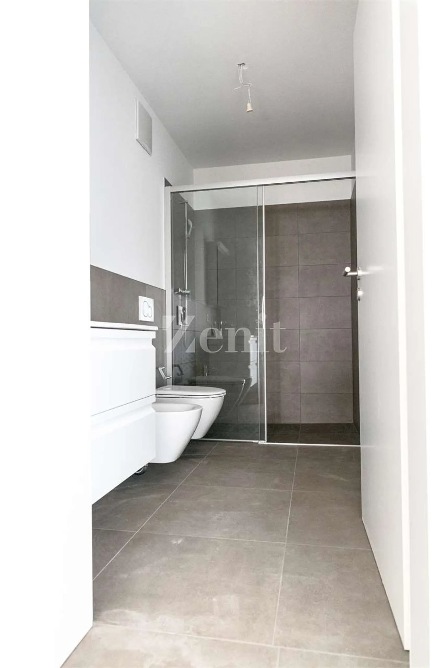 Nuovo appartamento di 3,5 stanze con balcone - Foto 12 di 13