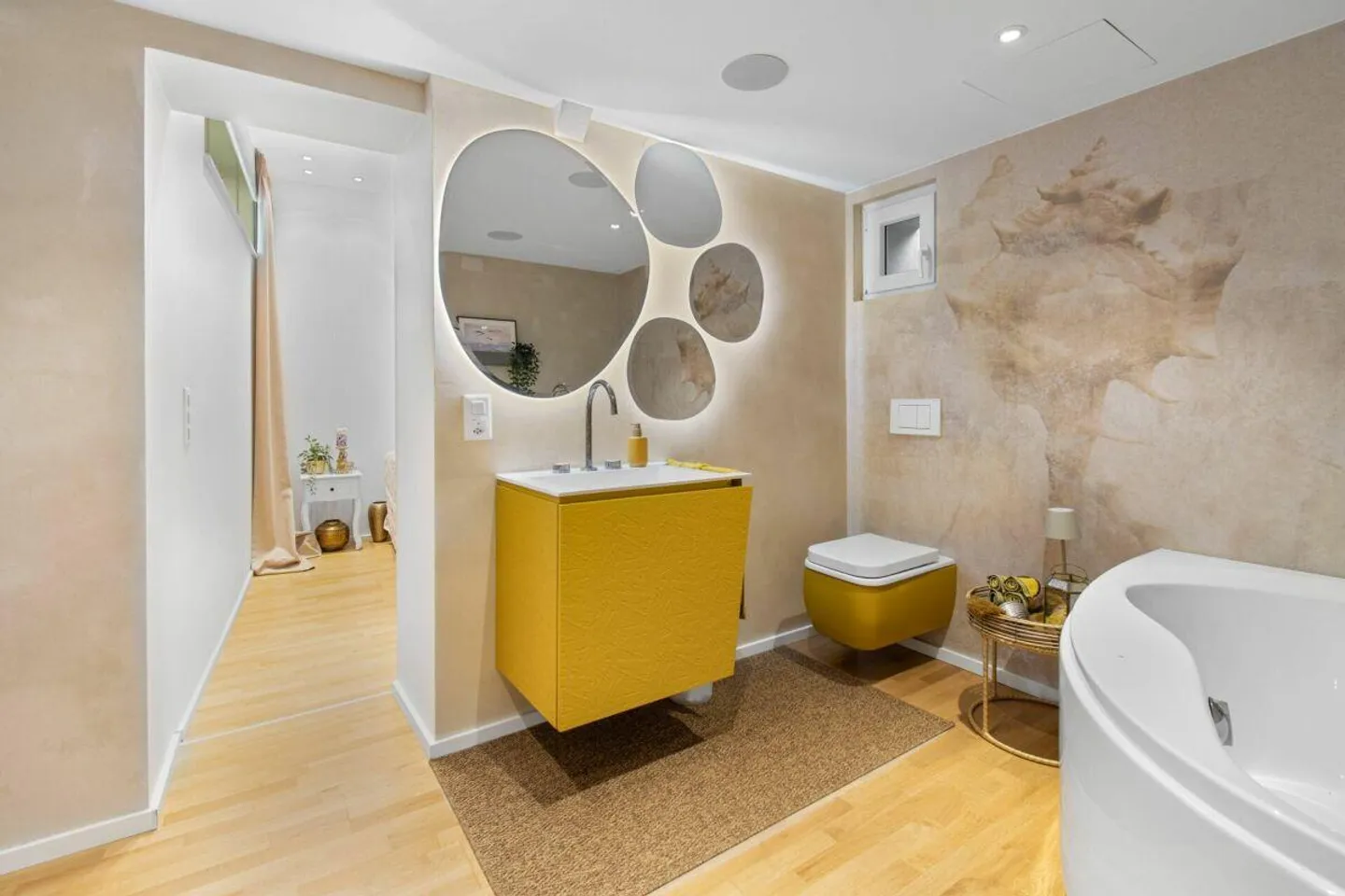 Your new family paradise in the green - Photo 18 of 26