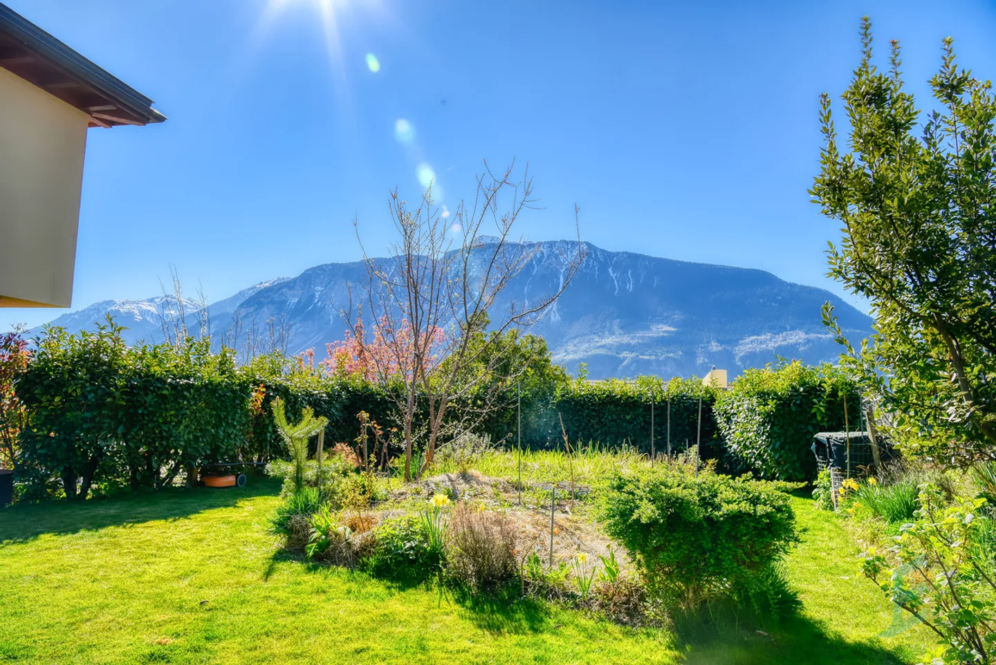 Exklusive, wunderschöne freistehende Villa mit 4,5 Zimmern in den Höhenlagen von Miège - Foto 12 von 15