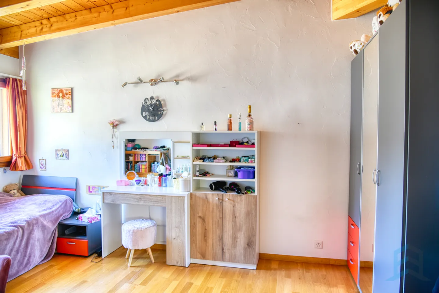 Exklusive, wunderschöne freistehende Villa mit 4,5 Zimmern in den Höhenlagen von Miège - Foto 7 von 15