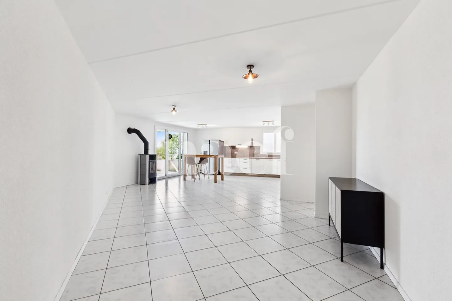 Your home at the gates of nature - Photo 2 of 5