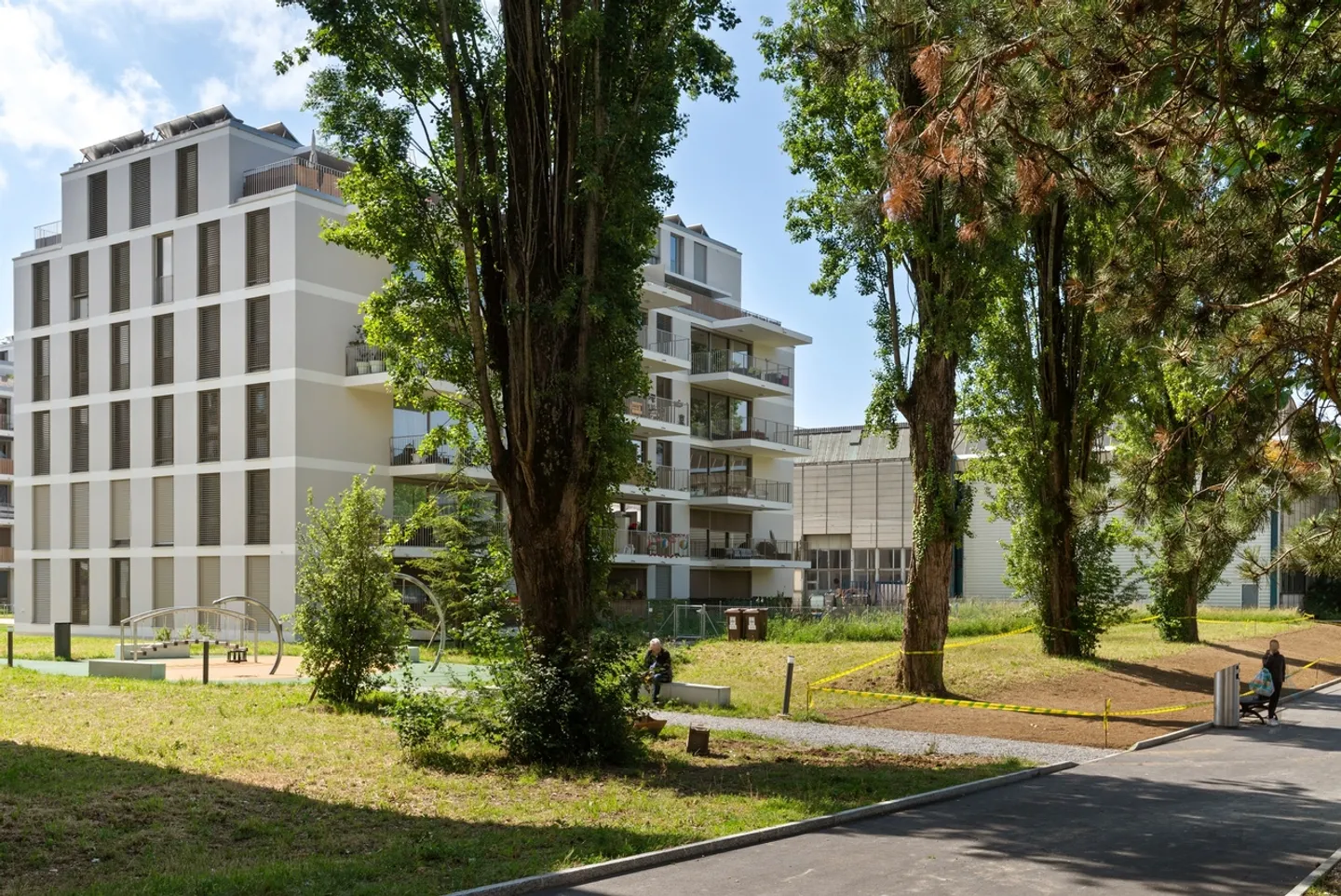 Geräumiges Duplex in Ecublens - Foto 2 von 12
