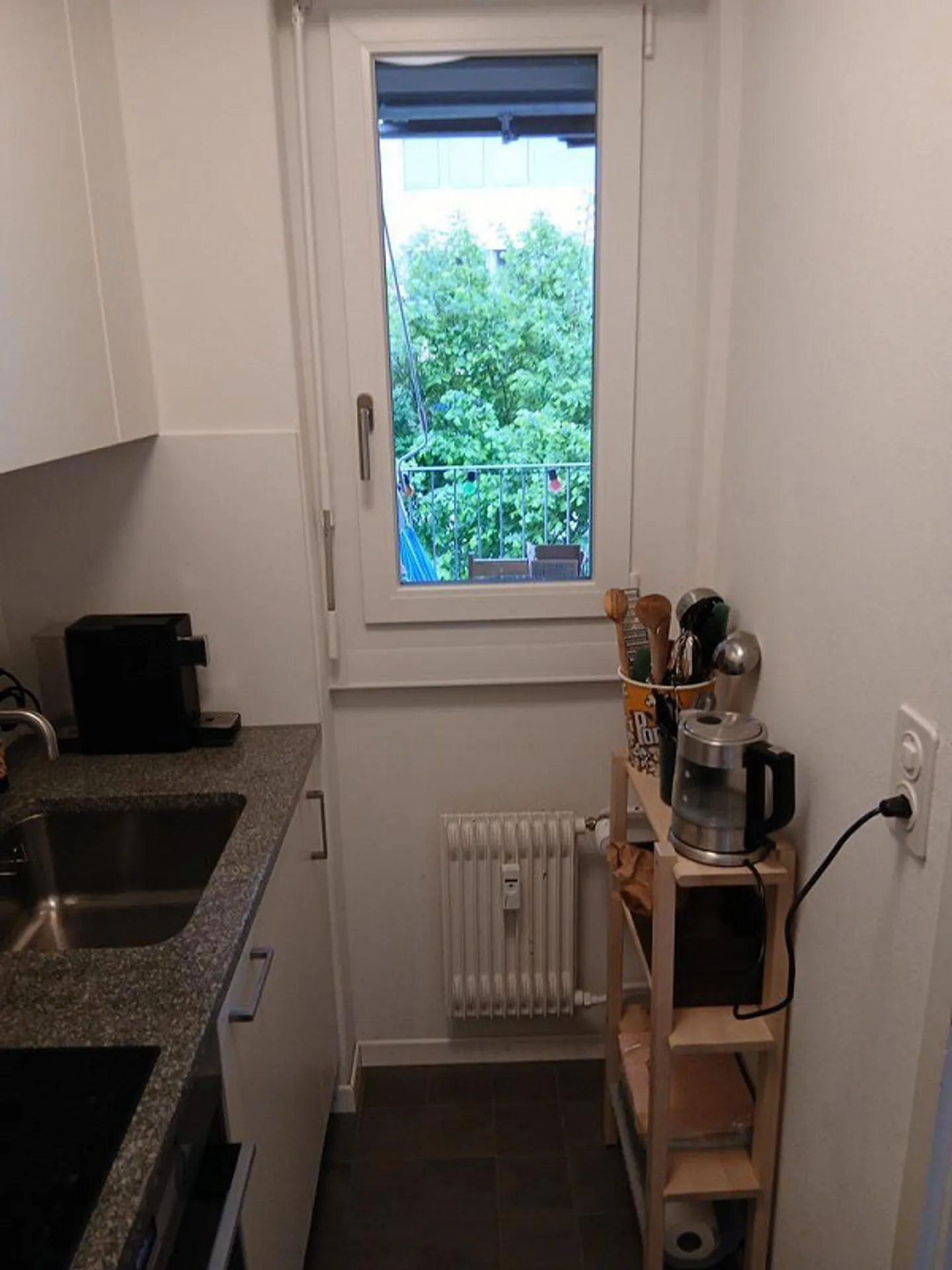 Vivere centralmente con vista giardino - Foto 2 di 4