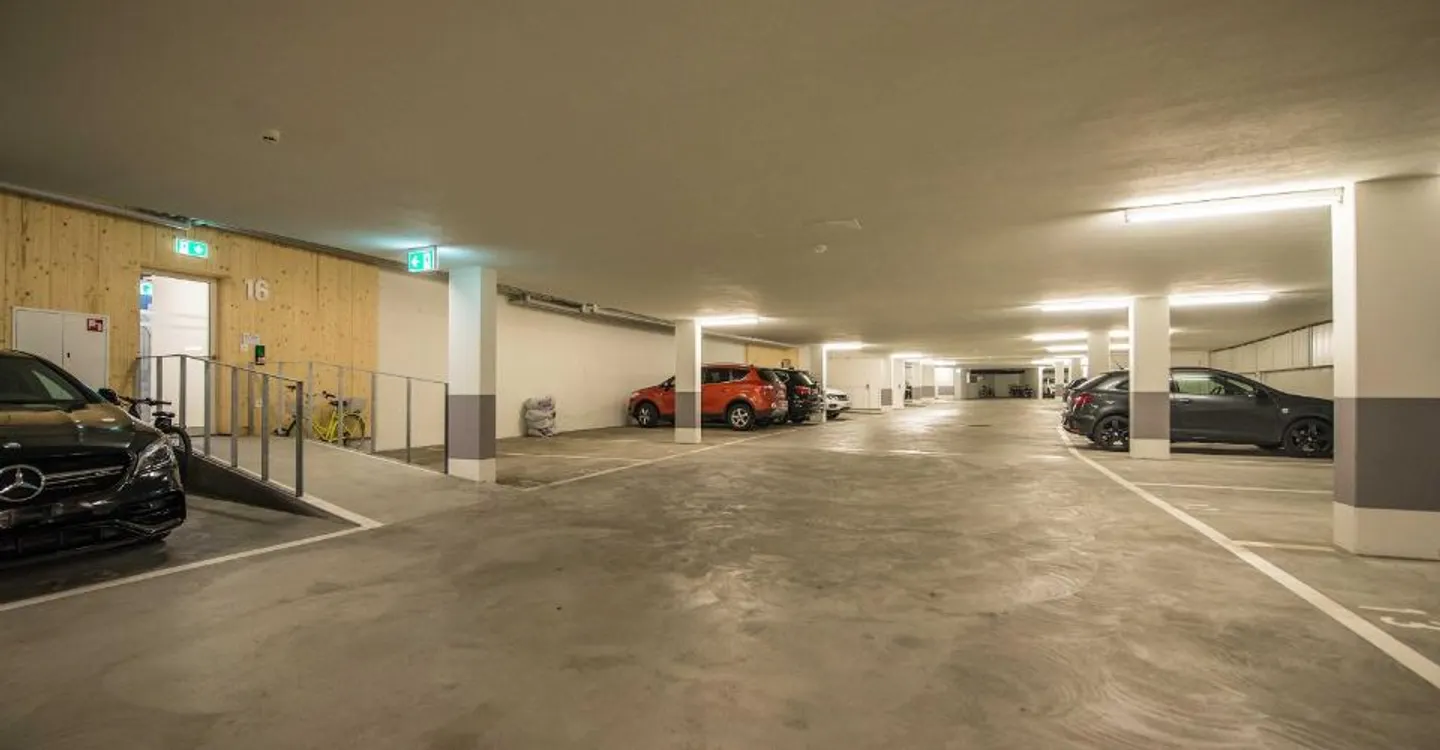 Do you still need a place for your motorcycle? Then you are in the right place! - Photo 1 of 1