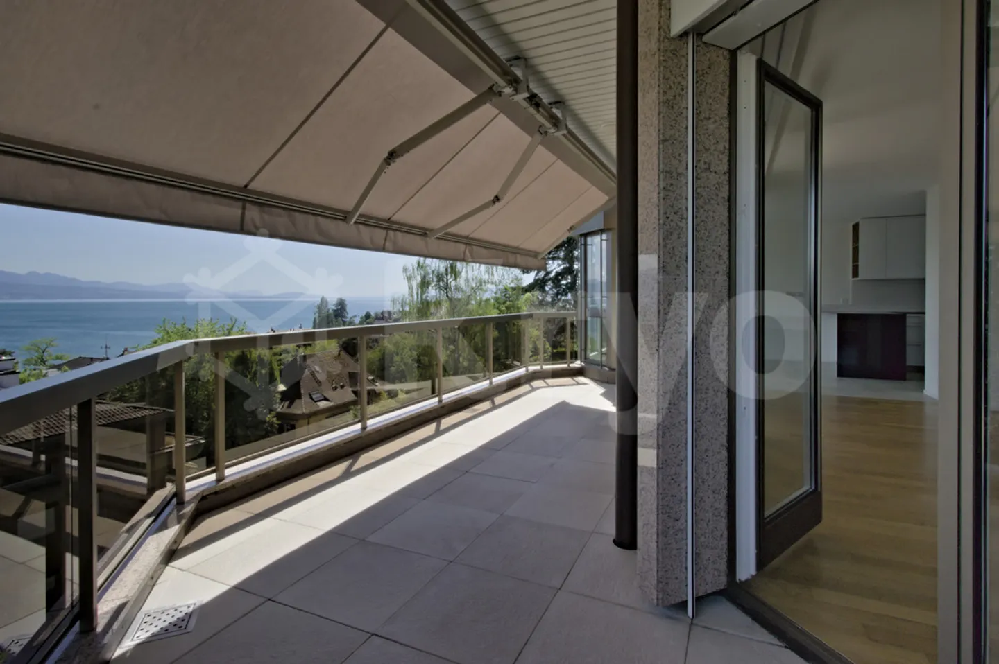 4.5 Room Fully Renovated, Large Terrace, Lake View - Photo 5 of 11