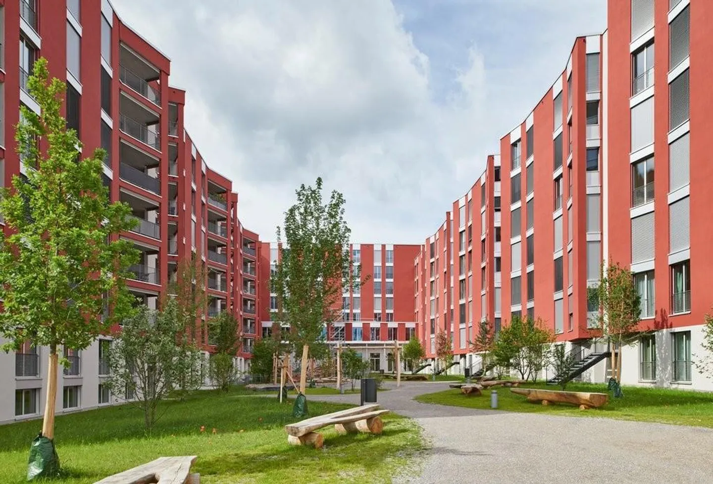 RENT WITHOUT DEPOSIT - Living in Stettbach Mitte - Photo 1 of 8
