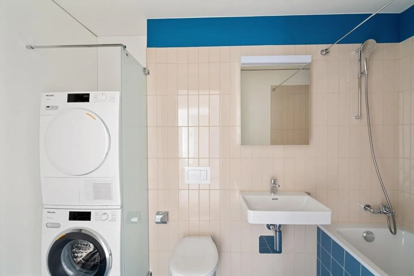 RENT WITHOUT DEPOSIT - Living in Stettbach Mitte - Photo 4 of 8