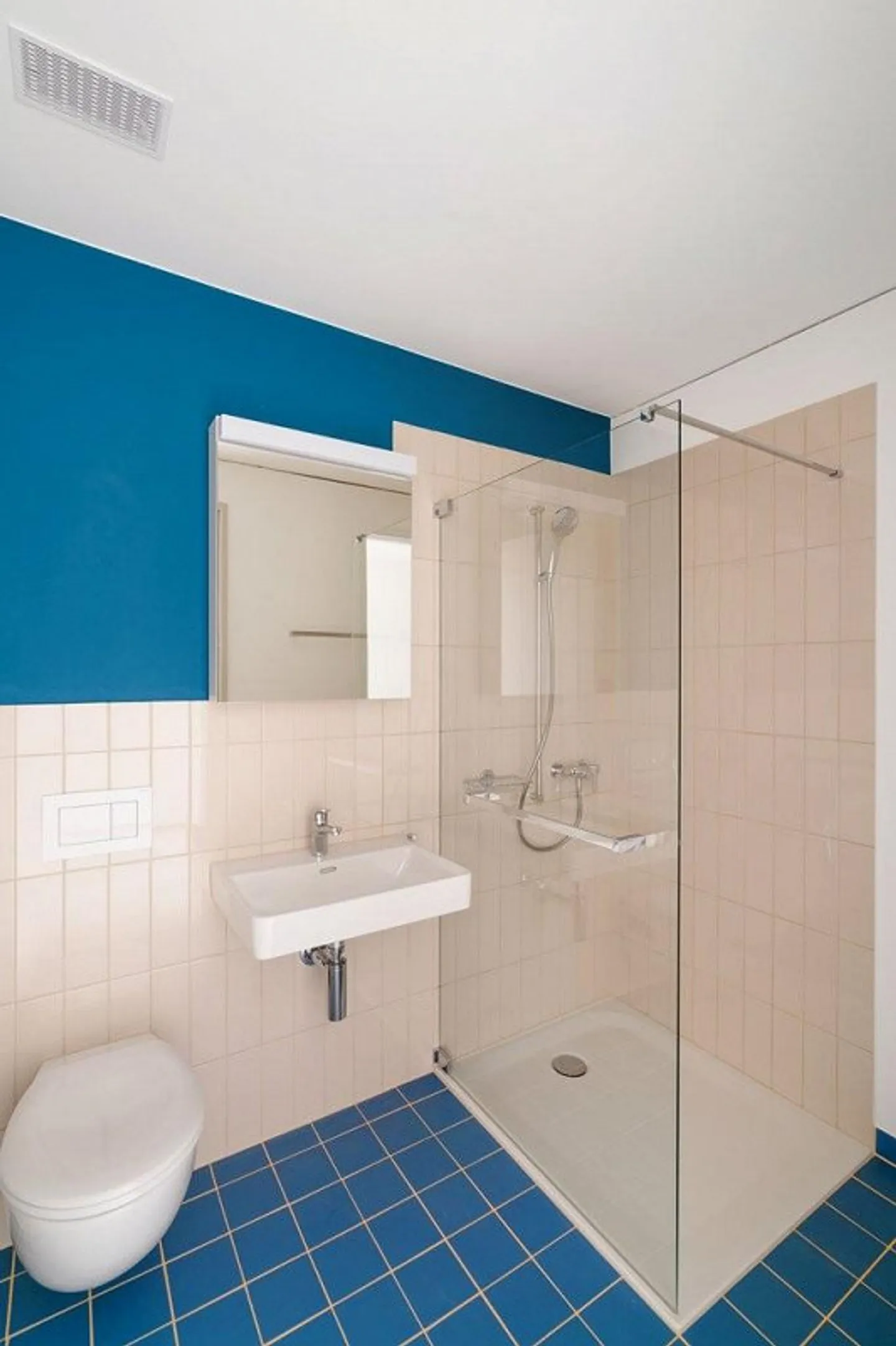 RENT WITHOUT DEPOSIT - Living in Stettbach Mitte - Photo 5 of 8