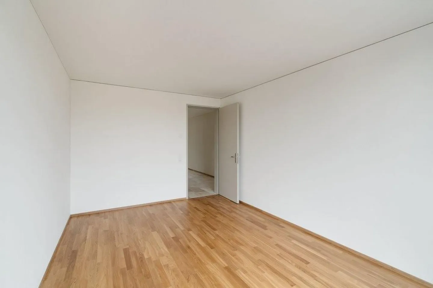 RENT WITHOUT DEPOSIT - Living in Stettbach Mitte - Photo 6 of 8
