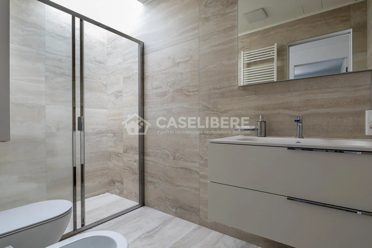 WUNDERBARES PENTHOUSE MIT SEEBLICK IN PURA - Foto 14 von 14