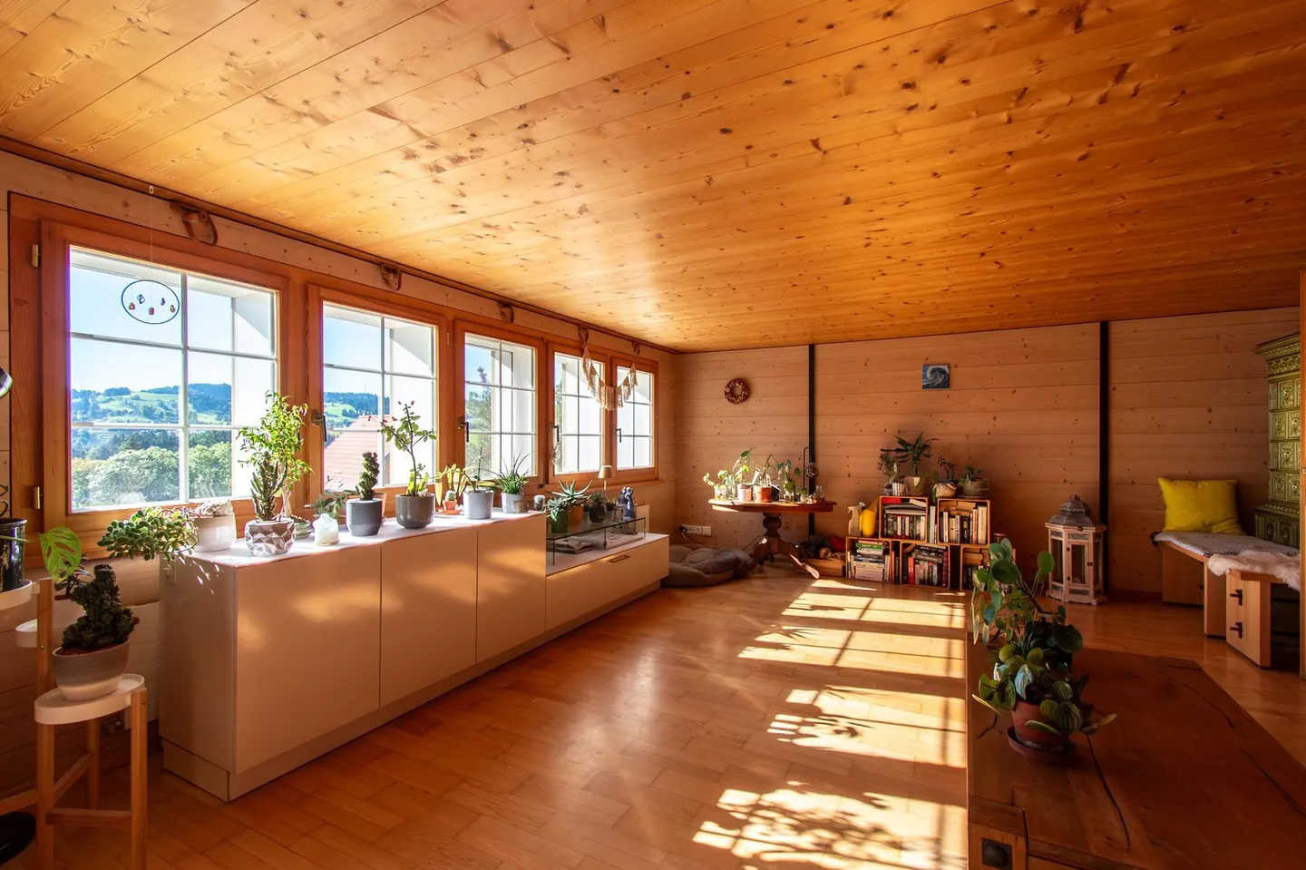 Appartamento soleggiato di 3,5 stanze con balcone - Foto 1 di 13