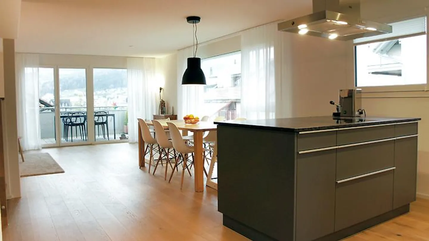 APPARTAMENTO MAISONETTE 5½ STANZE A KONOLFINGEN (BE), ARREDATO, TEMPORANEO - Foto 2 di 10